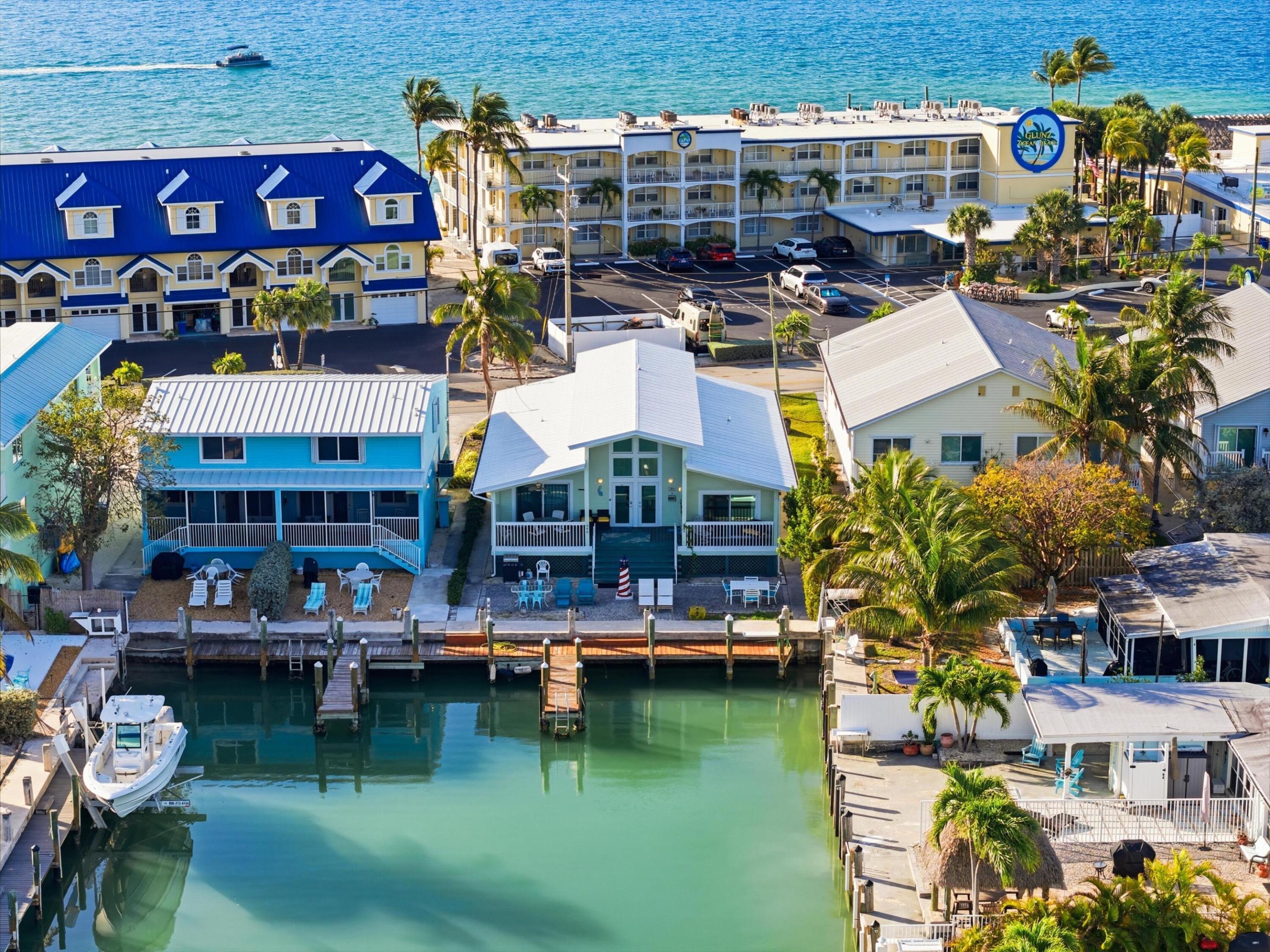 KEY COLONY BEACH - Residential