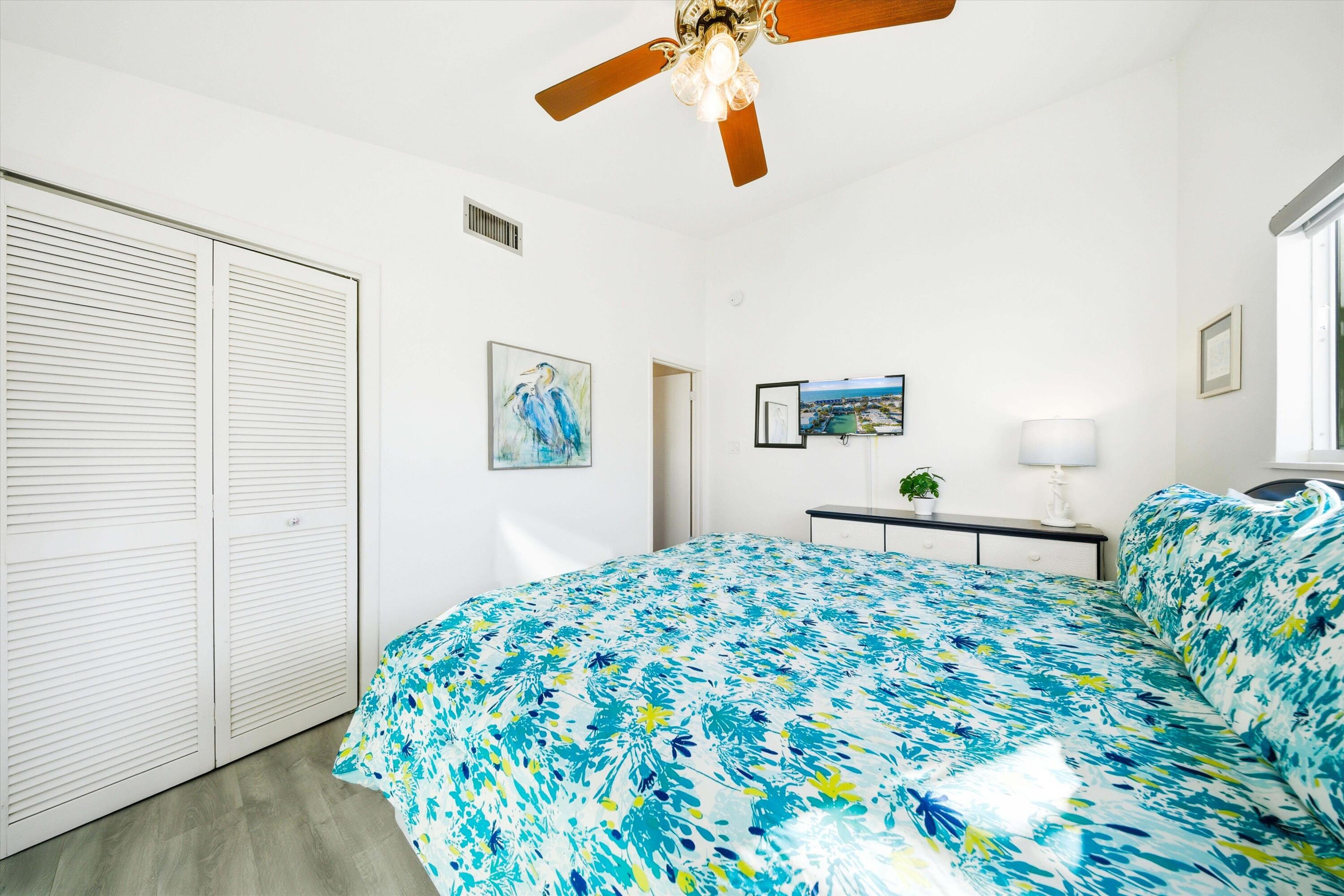 KEY COLONY BEACH - Residential