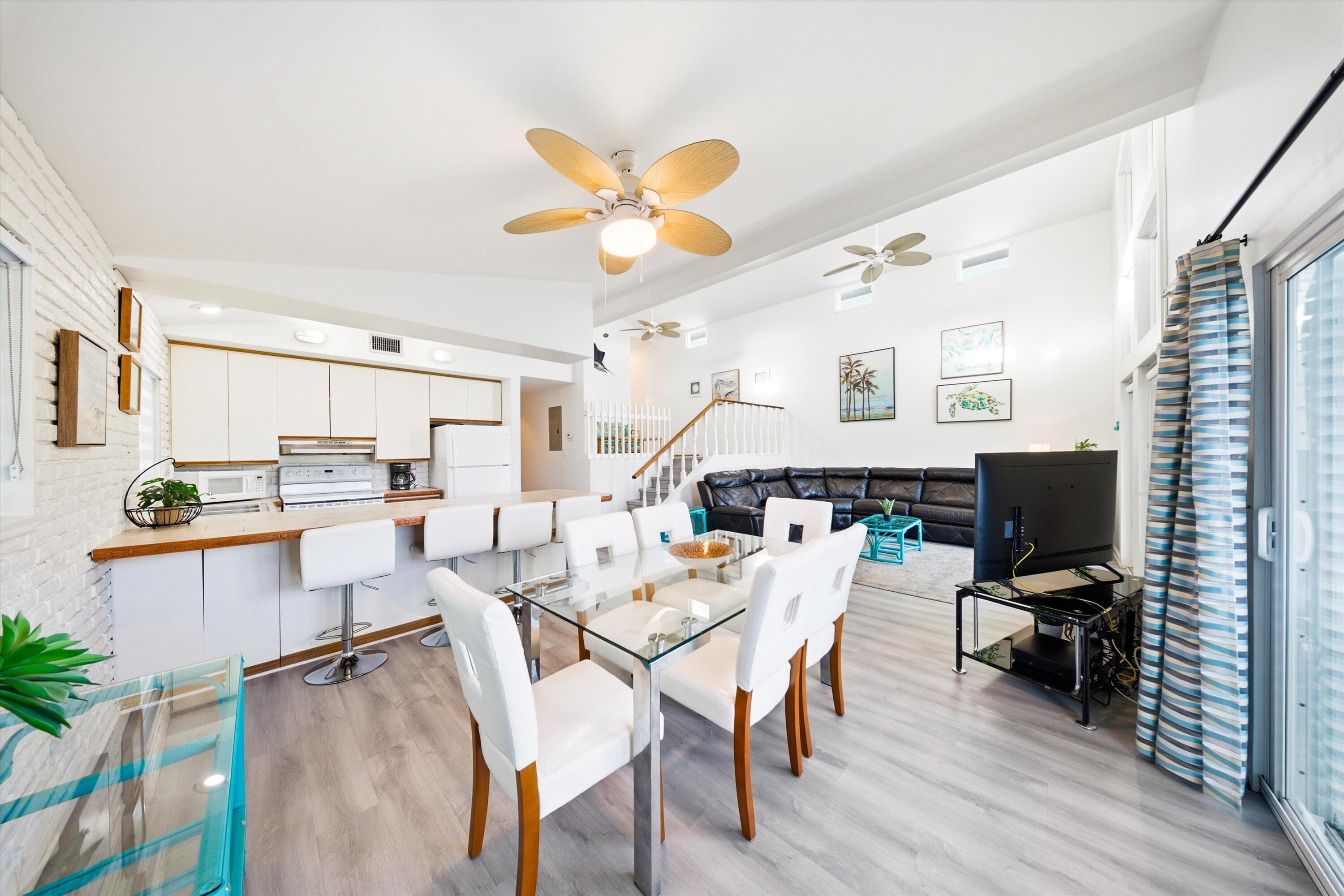 KEY COLONY BEACH - Residential