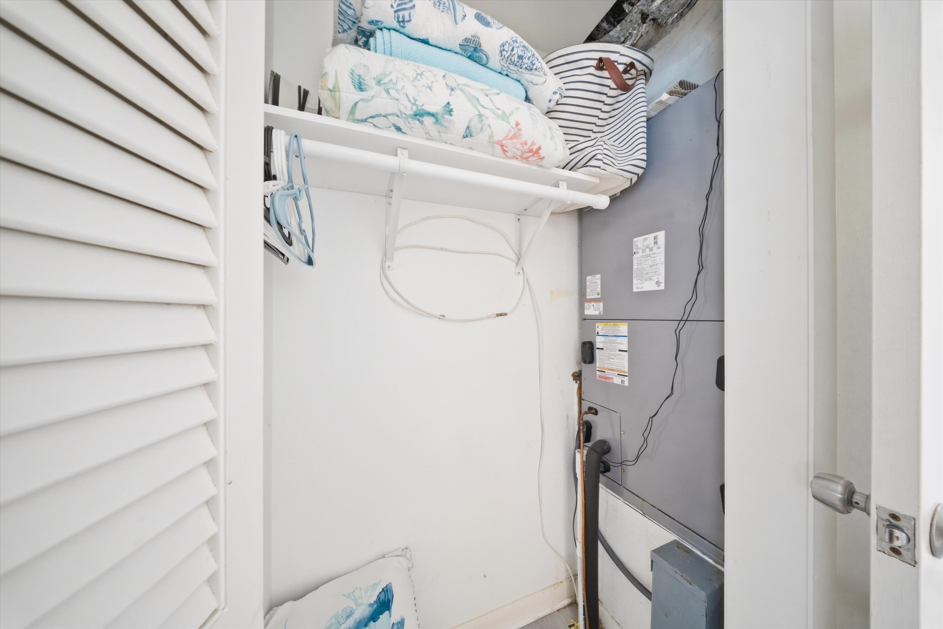 KEY COLONY BEACH - Residential