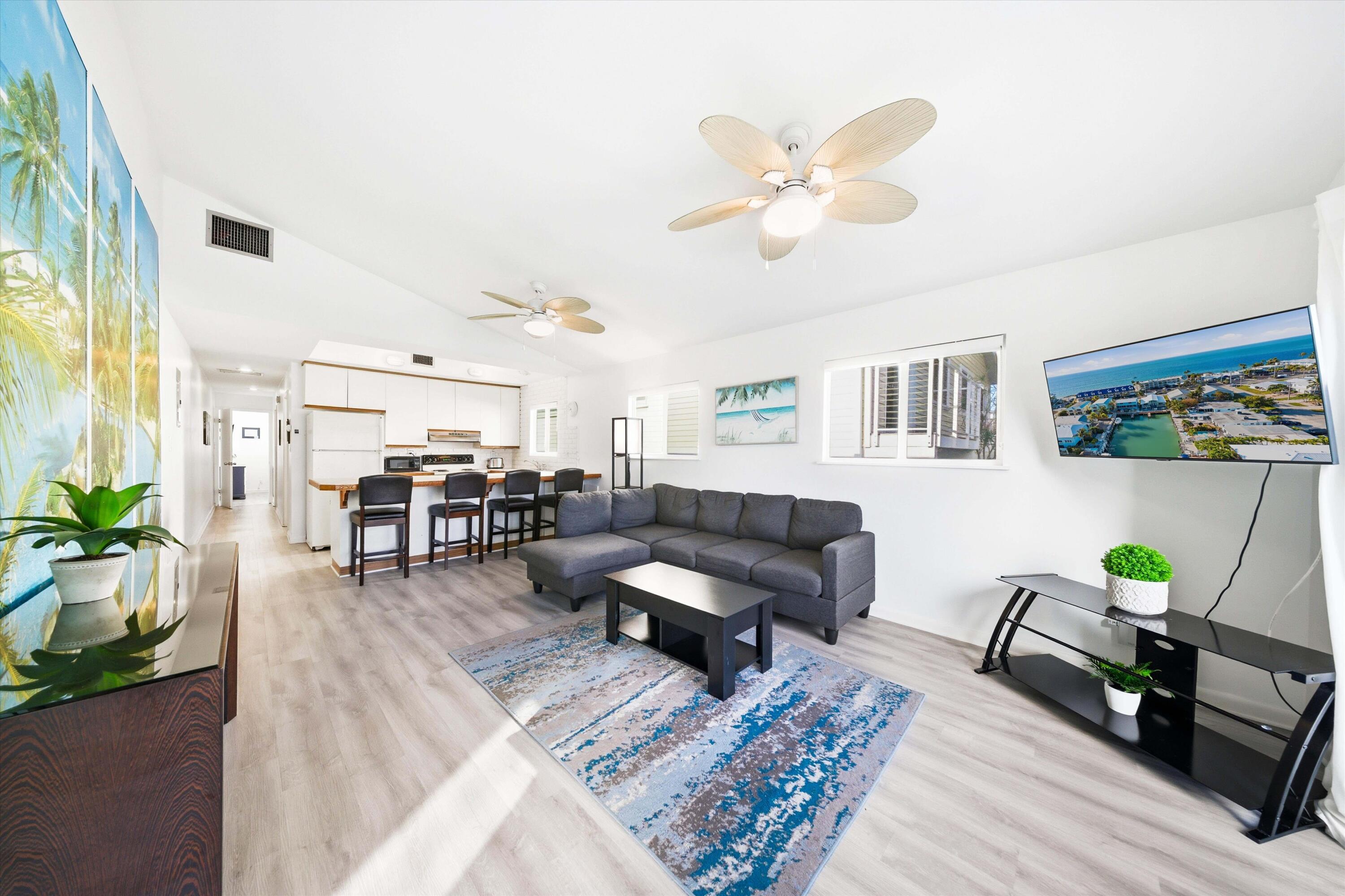 KEY COLONY BEACH - Residential