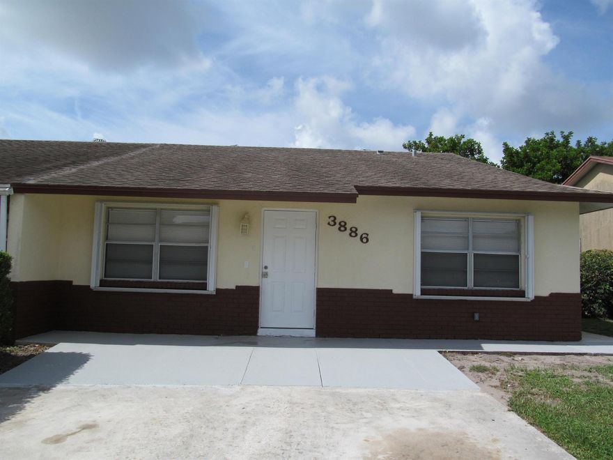 Convenient location!! Close to I-95 , Gardens Mall, Shopping, Restaurants, Parks, Schools and more. One story 2/2 duplex home with NO HOA !!!The property will be ready to move in after 08/26/24. New AC unit , big screen porch and open patio with fence, one small pet is allowed with $250 non refundable pet fee .