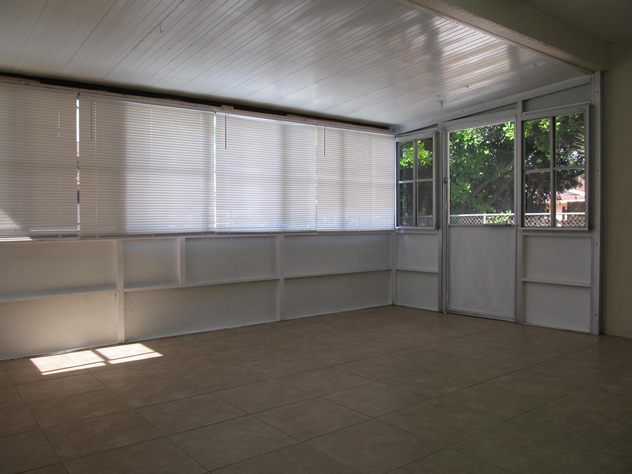 ELMWOOD EST - Residential Lease