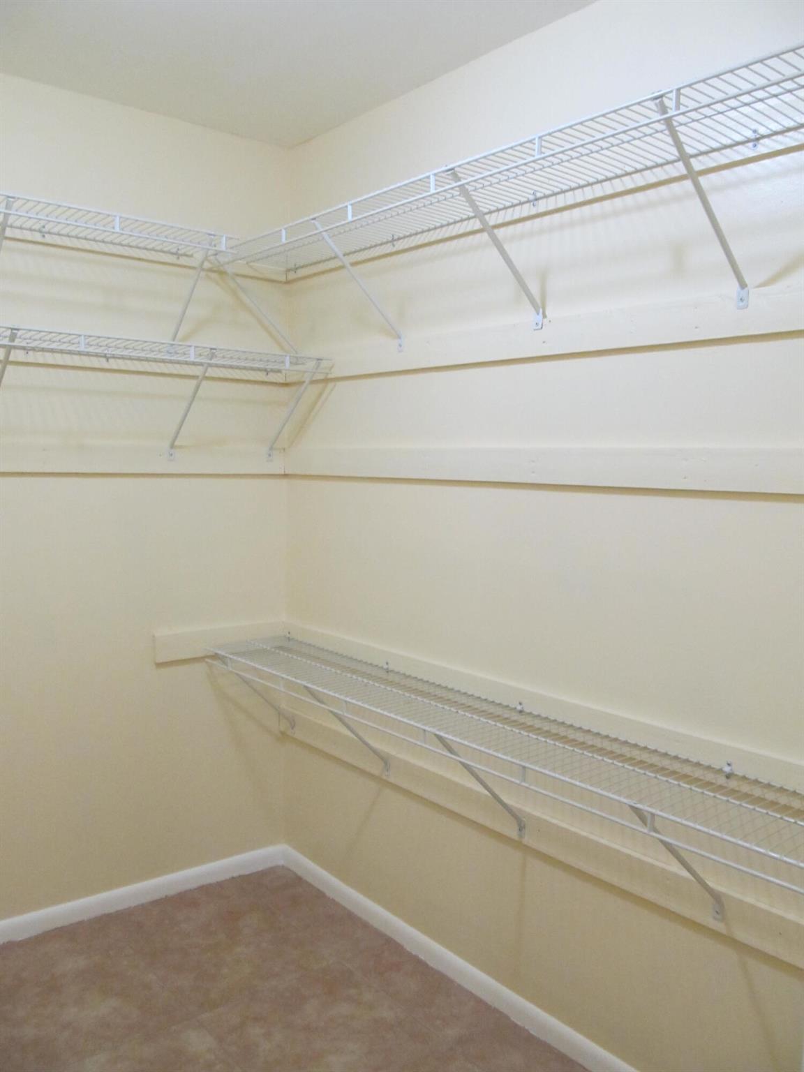 ELMWOOD EST - Residential Lease