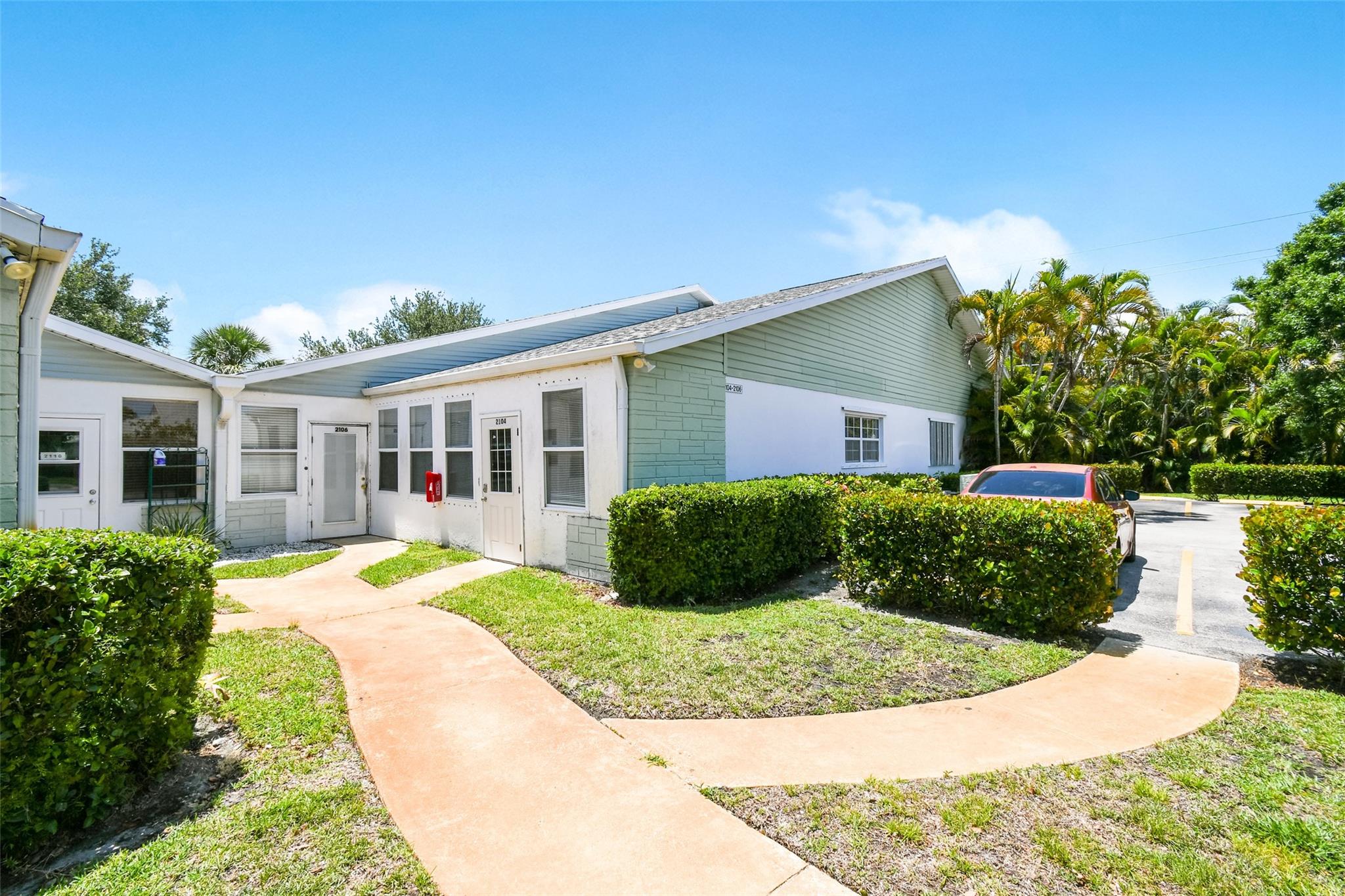 2104 SE Edler Drive SALE
