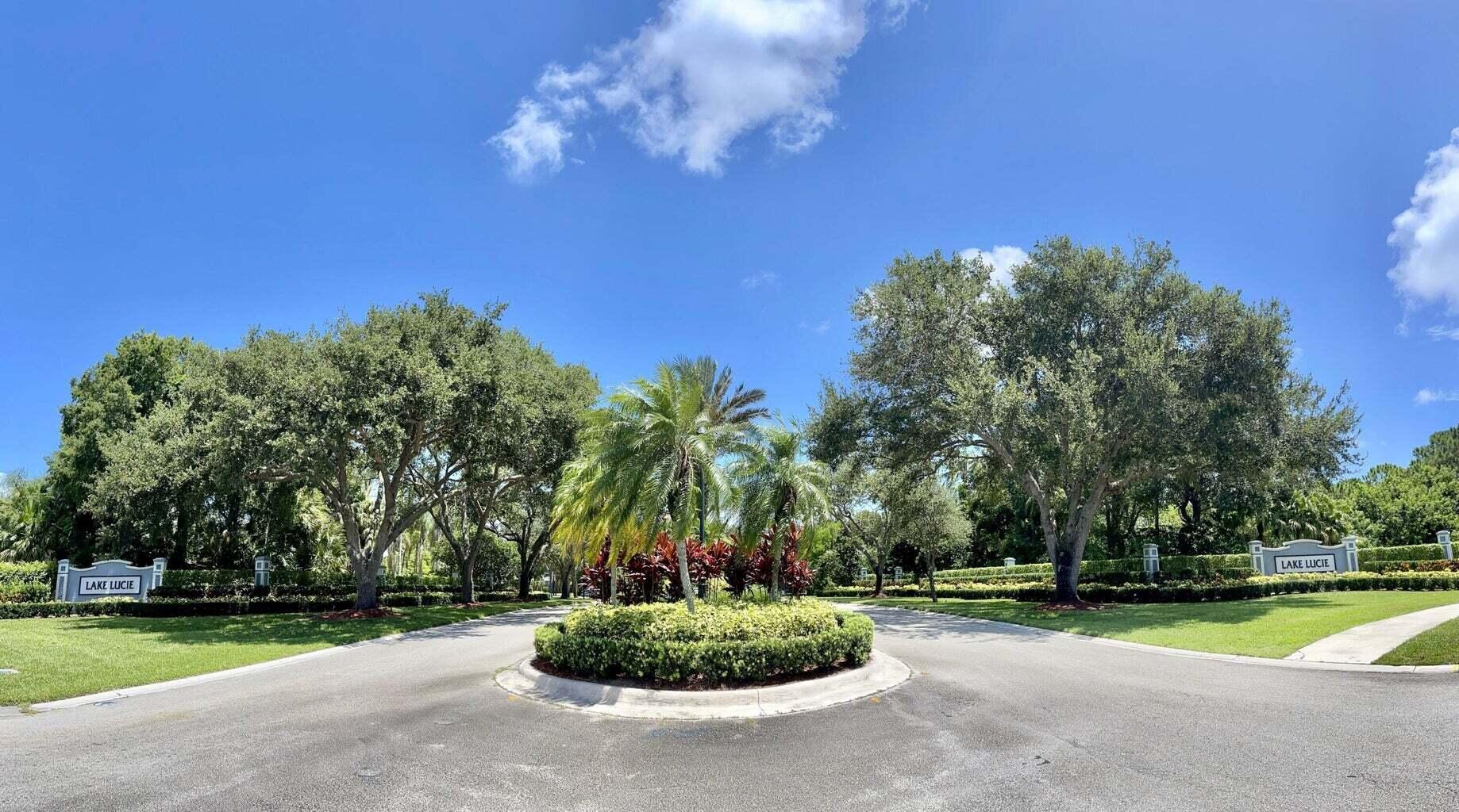 LAKE LUCIE ESTATES - Residential