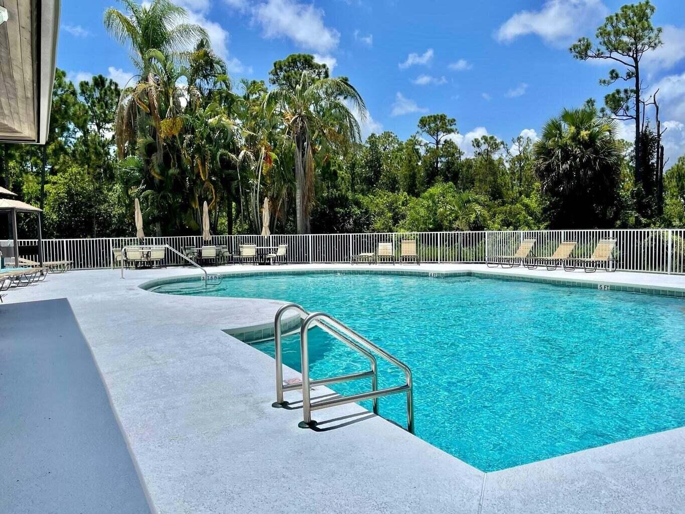 LAKE LUCIE ESTATES - Residential