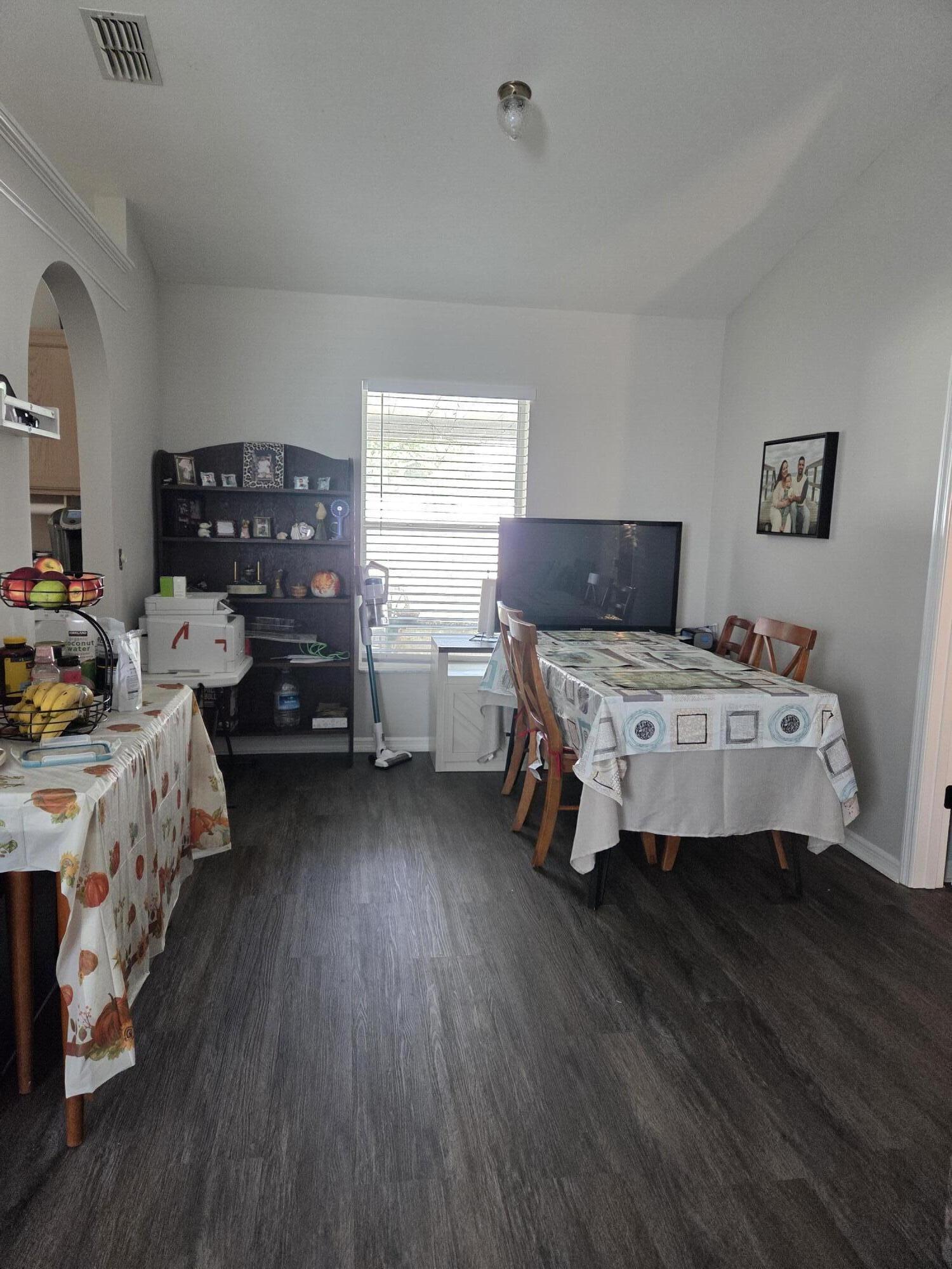 LAKE LUCIE ESTATES - Residential