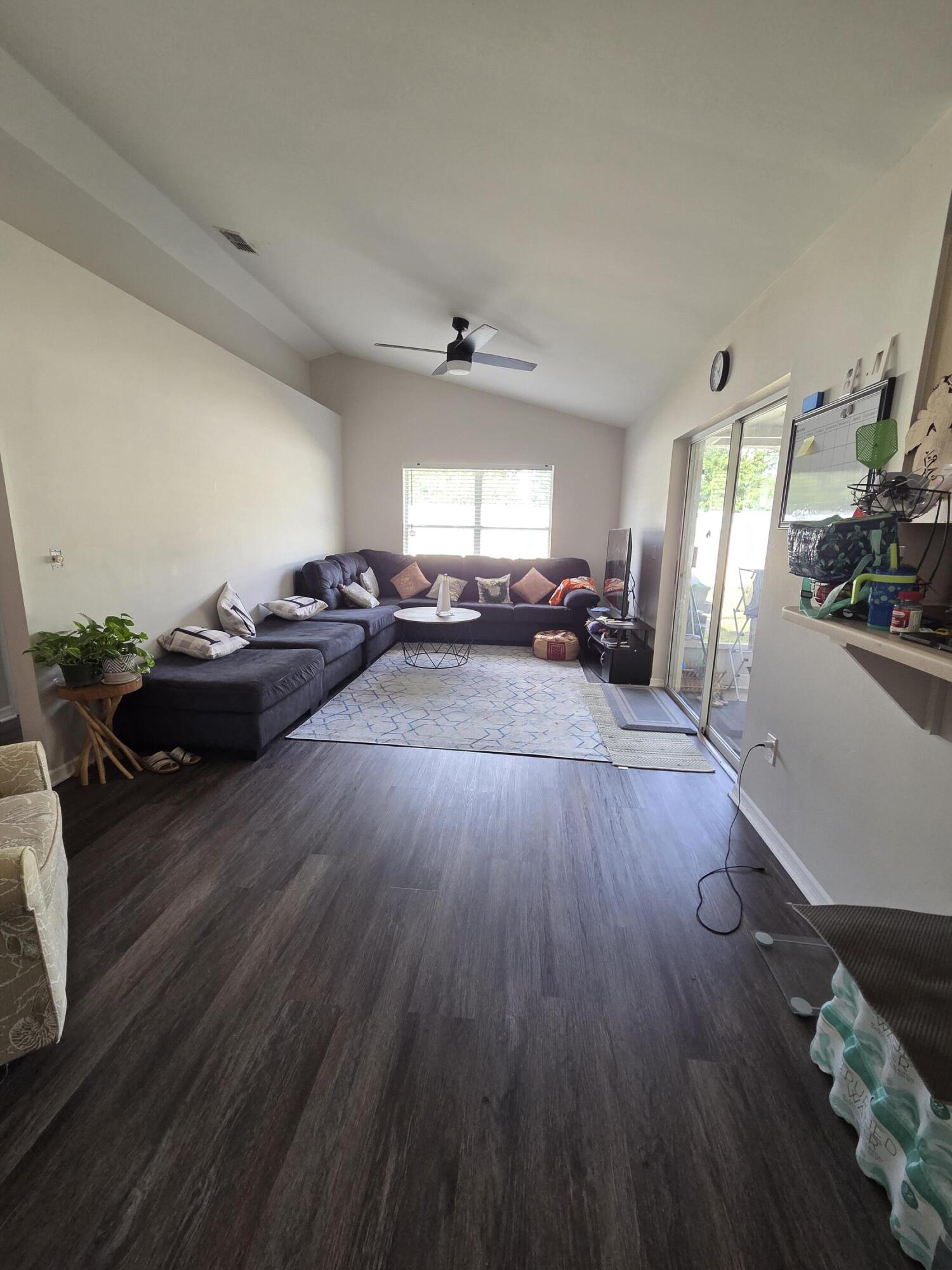 LAKE LUCIE ESTATES - Residential