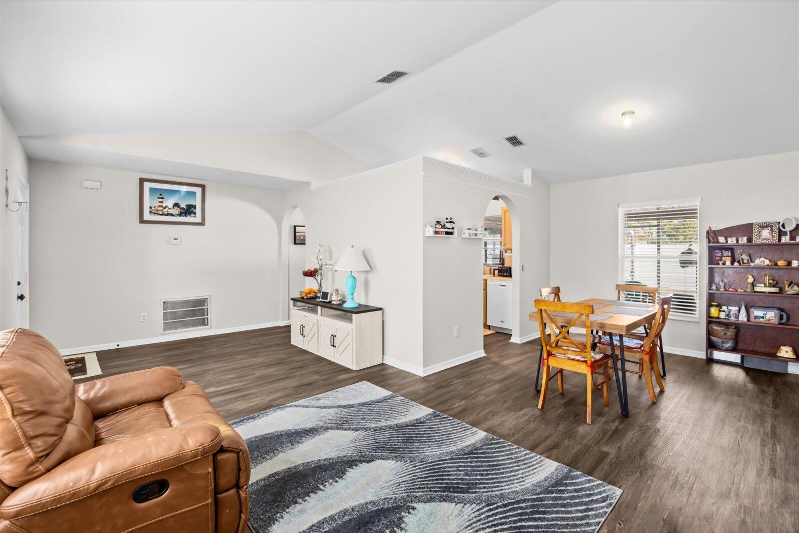 LAKE LUCIE ESTATES - Residential