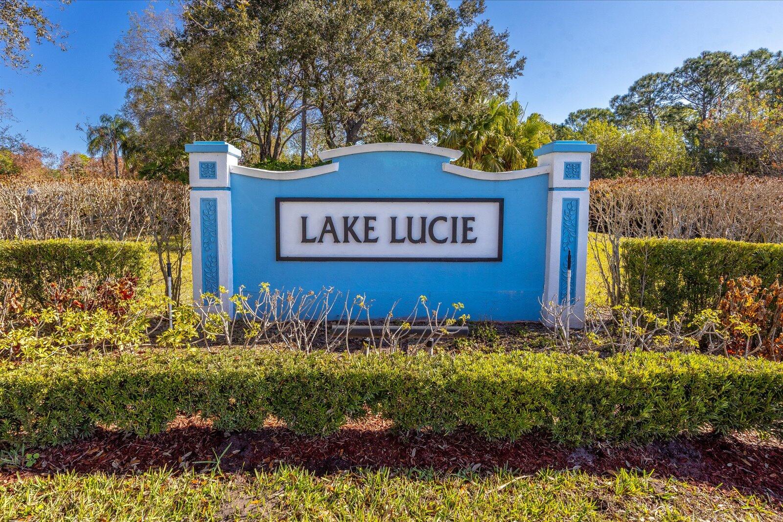 LAKE LUCIE ESTATES - Residential