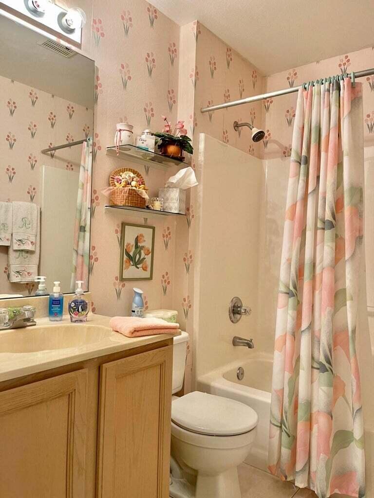 LAKE LUCIE ESTATES - Residential