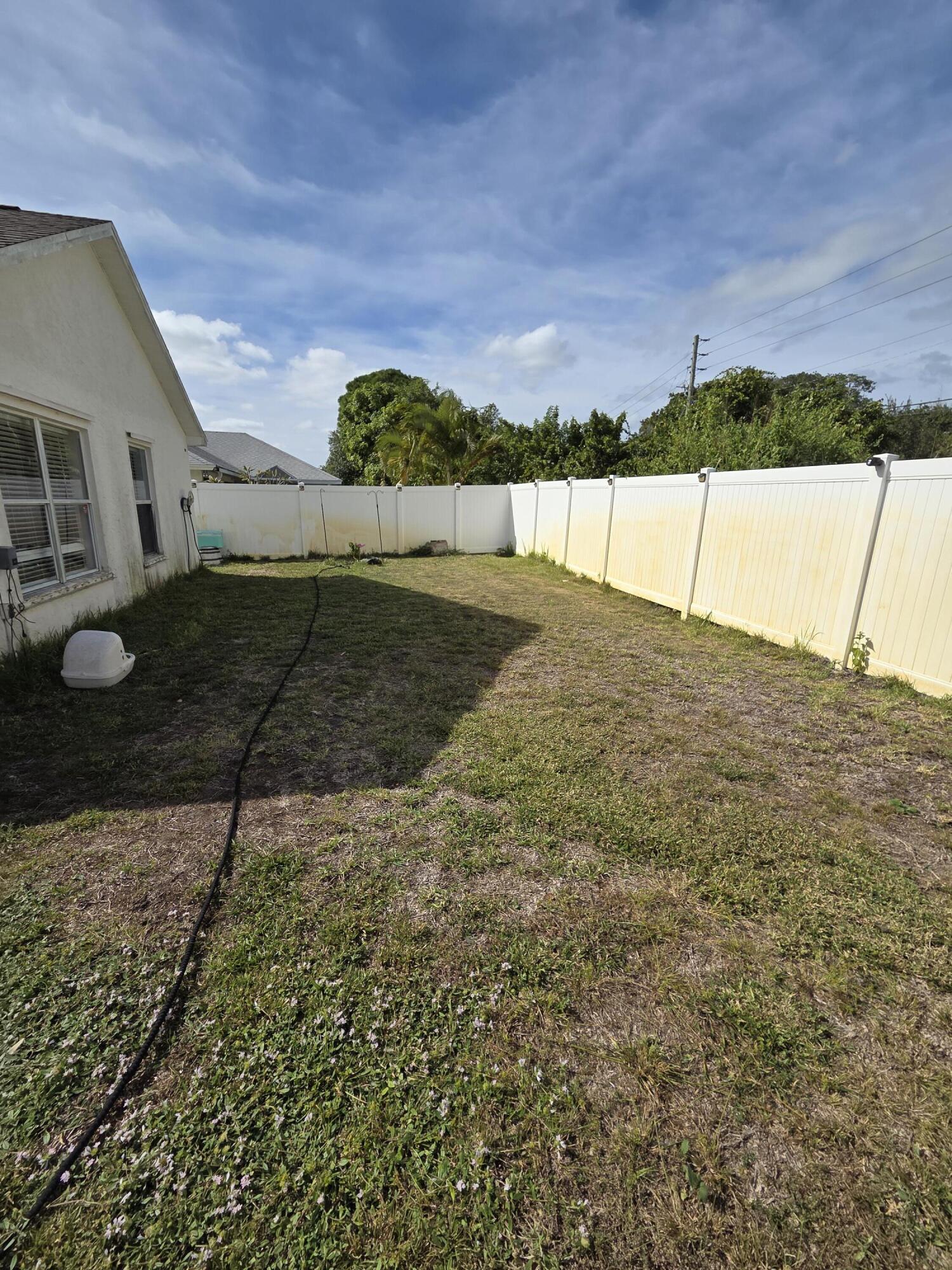 LAKE LUCIE ESTATES - Residential