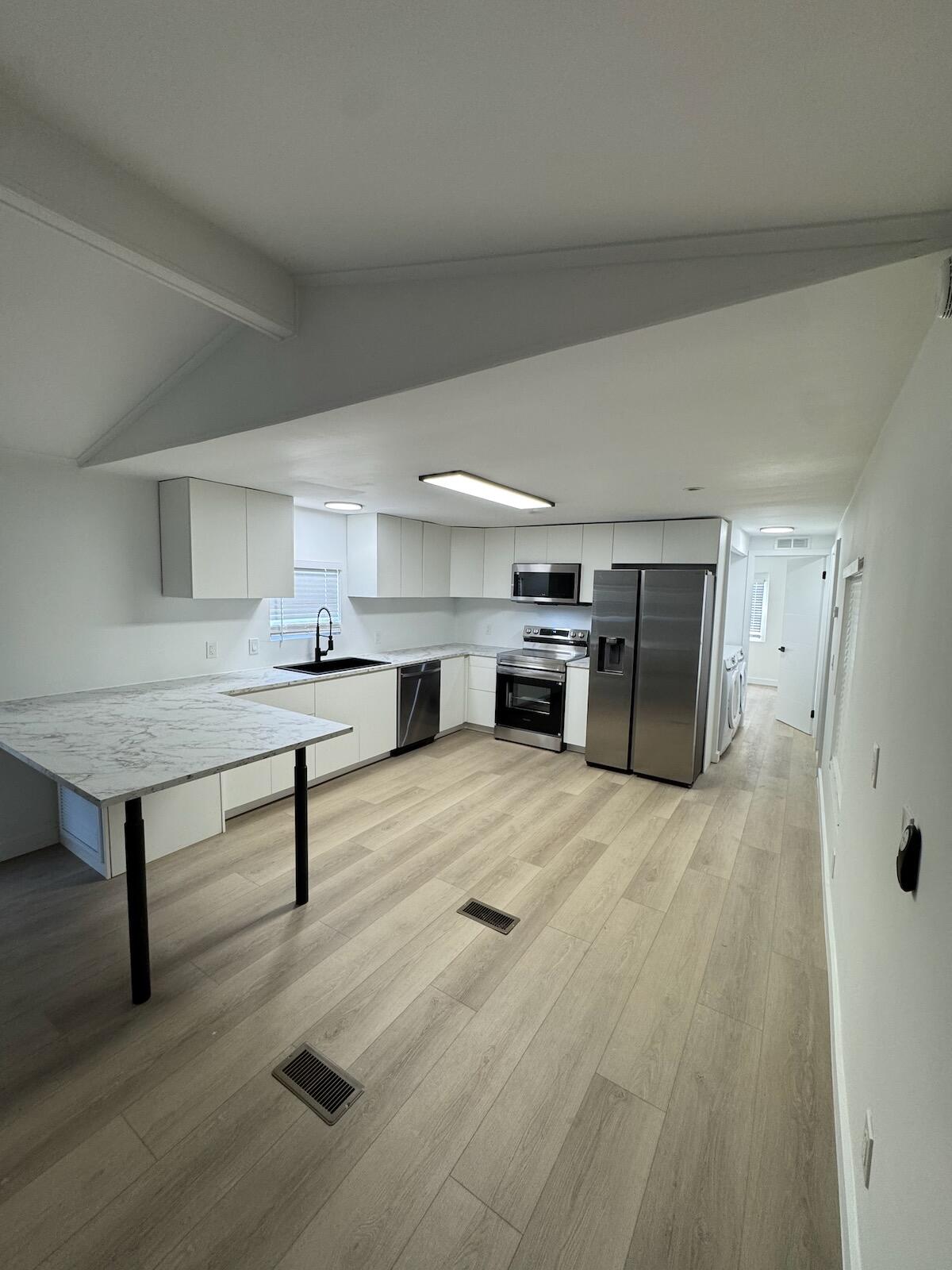 RAVENSWOOD NORTH - Residential