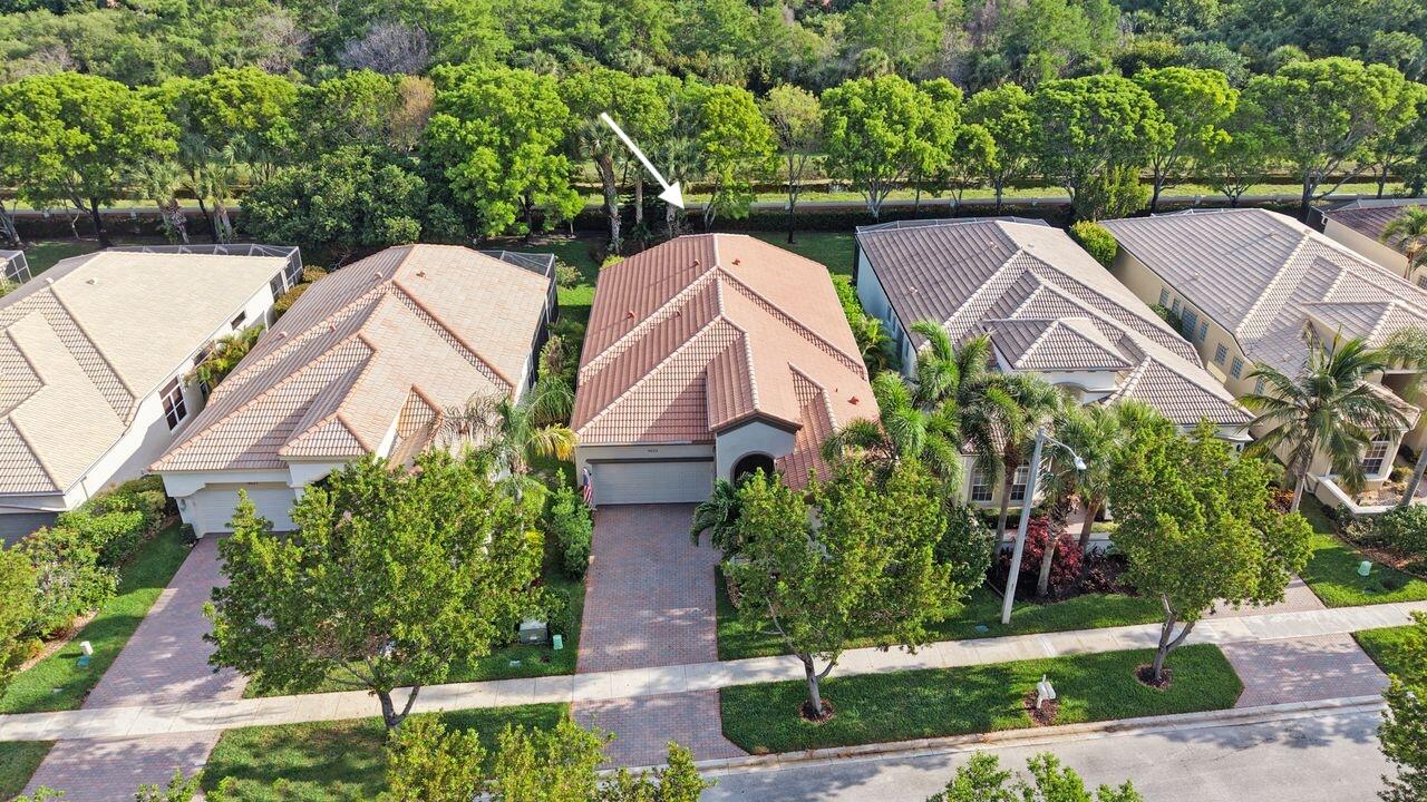 9625 Via Elegante