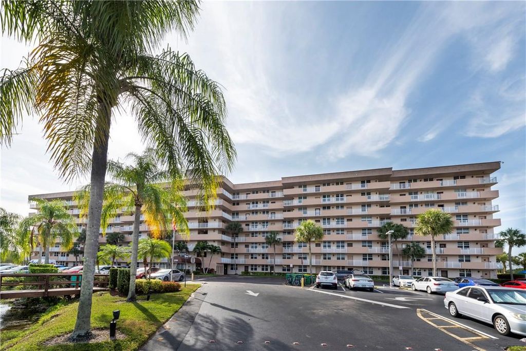 Photo of 250 Jacaranda Drive #209, Plantation, FL 33324 (MLS # F10500452)