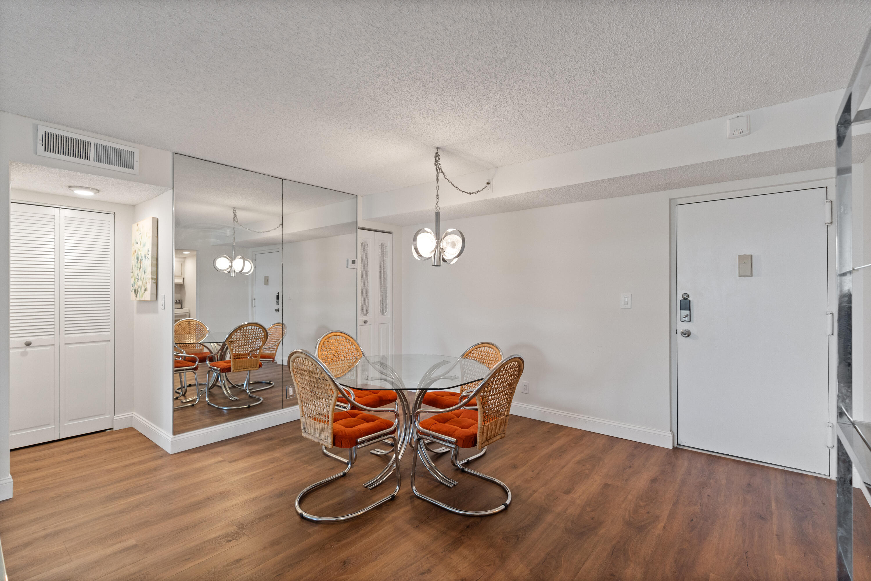 The Gate, Building 2 - Residential