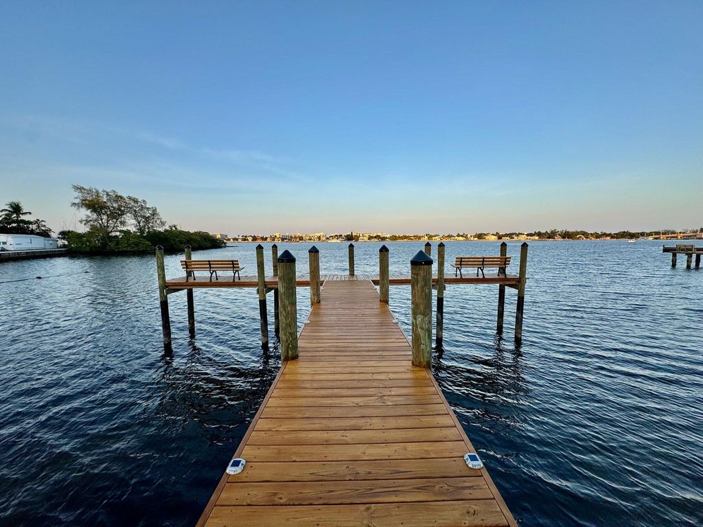 Photo of 720 N Dixie Highway #506, Lantana, FL 33462 (MLS # R11091865)