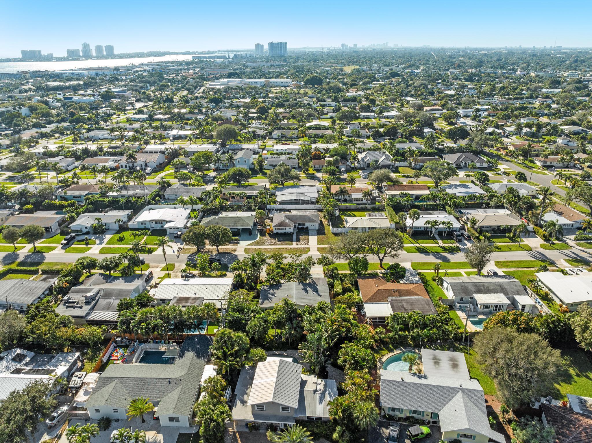 NORTH PALM BEACH VILLAGE - Residential Lease