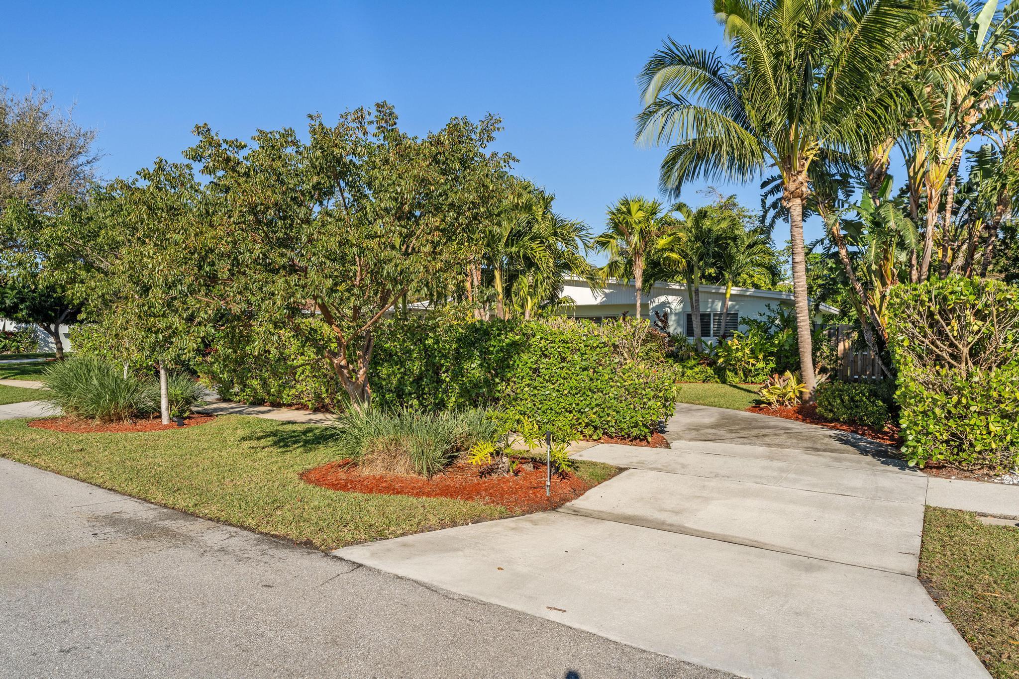 NORTH PALM BEACH VILLAGE - Residential Lease
