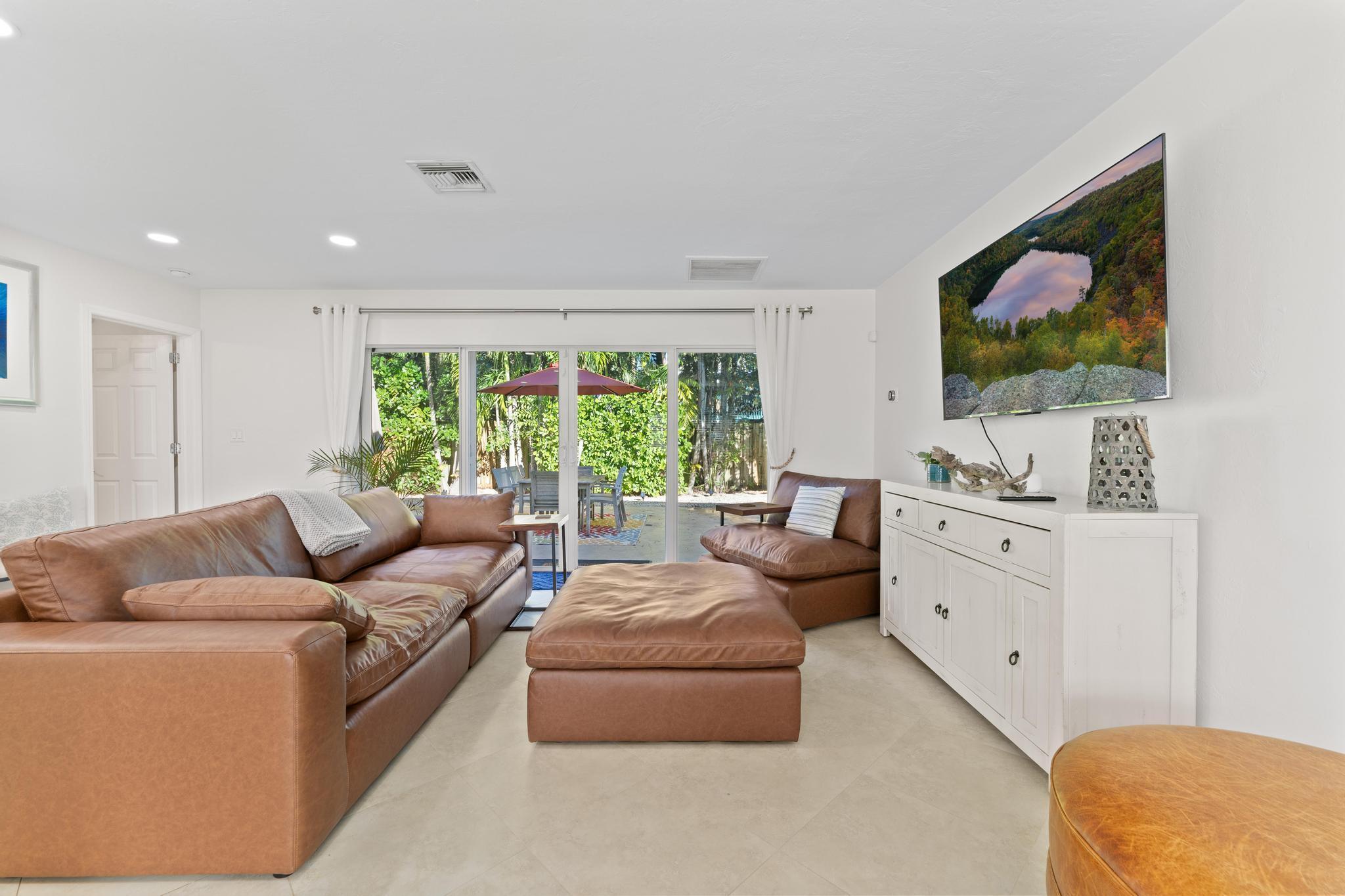 NORTH PALM BEACH VILLAGE - Residential Lease