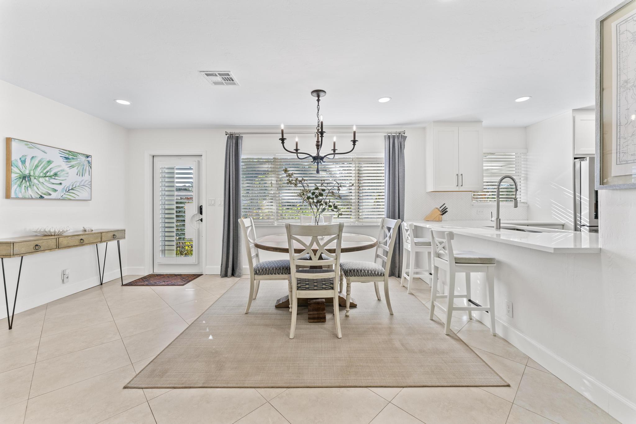 NORTH PALM BEACH VILLAGE - Residential Lease