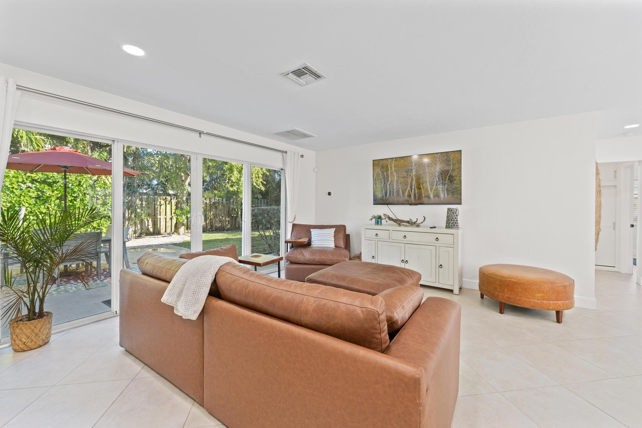 NORTH PALM BEACH VILLAGE - Residential Lease