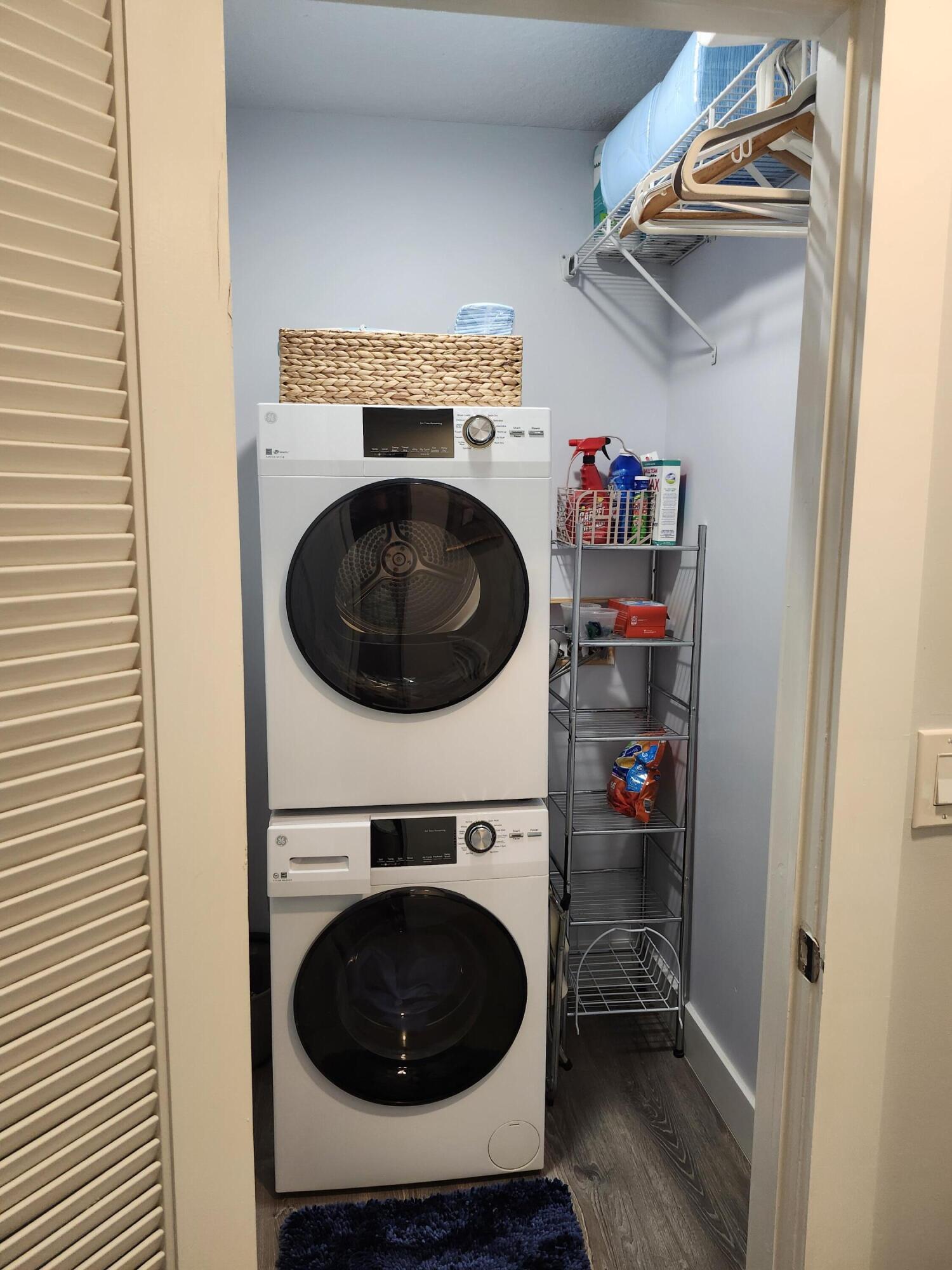 LANDS OF THE PRESIDENT CO - Residential Lease