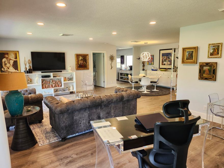 Clean, modern LARGE 2 bedroom (split) condo in 2 story walk up building in the prestigious Land of the Presidents. 24 hour, manned gate Each bedroom designed with private ensuite bathroom. Large balcony facing the new Dutchman's Pipe private golf course. Plenty of closet space and extra storage. 2 reserved parking spaces. Stainless steel appliances. Rent includes water, cable and internet access.