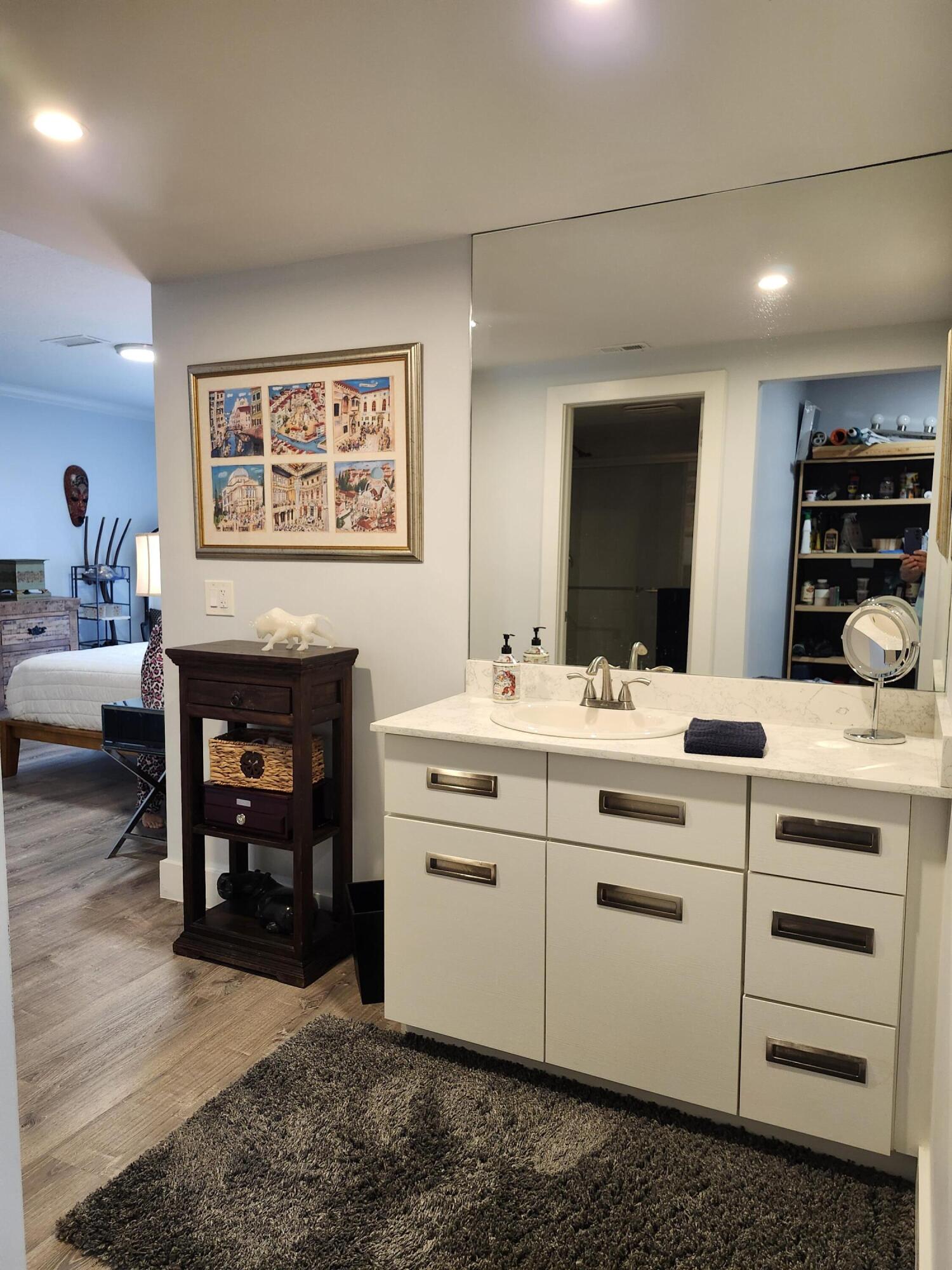 LANDS OF THE PRESIDENT CO - Residential Lease