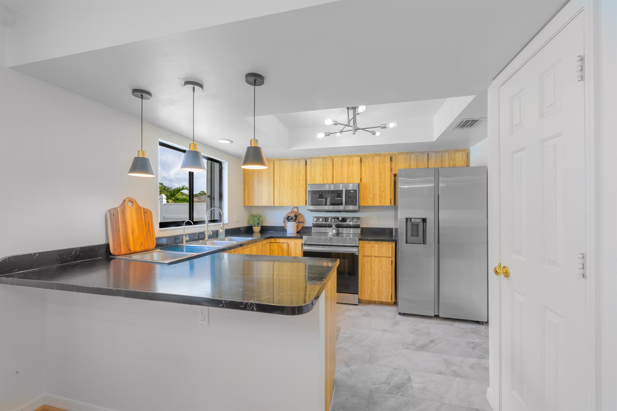 LAURELWOOD SUB UNIT 4 - Residential