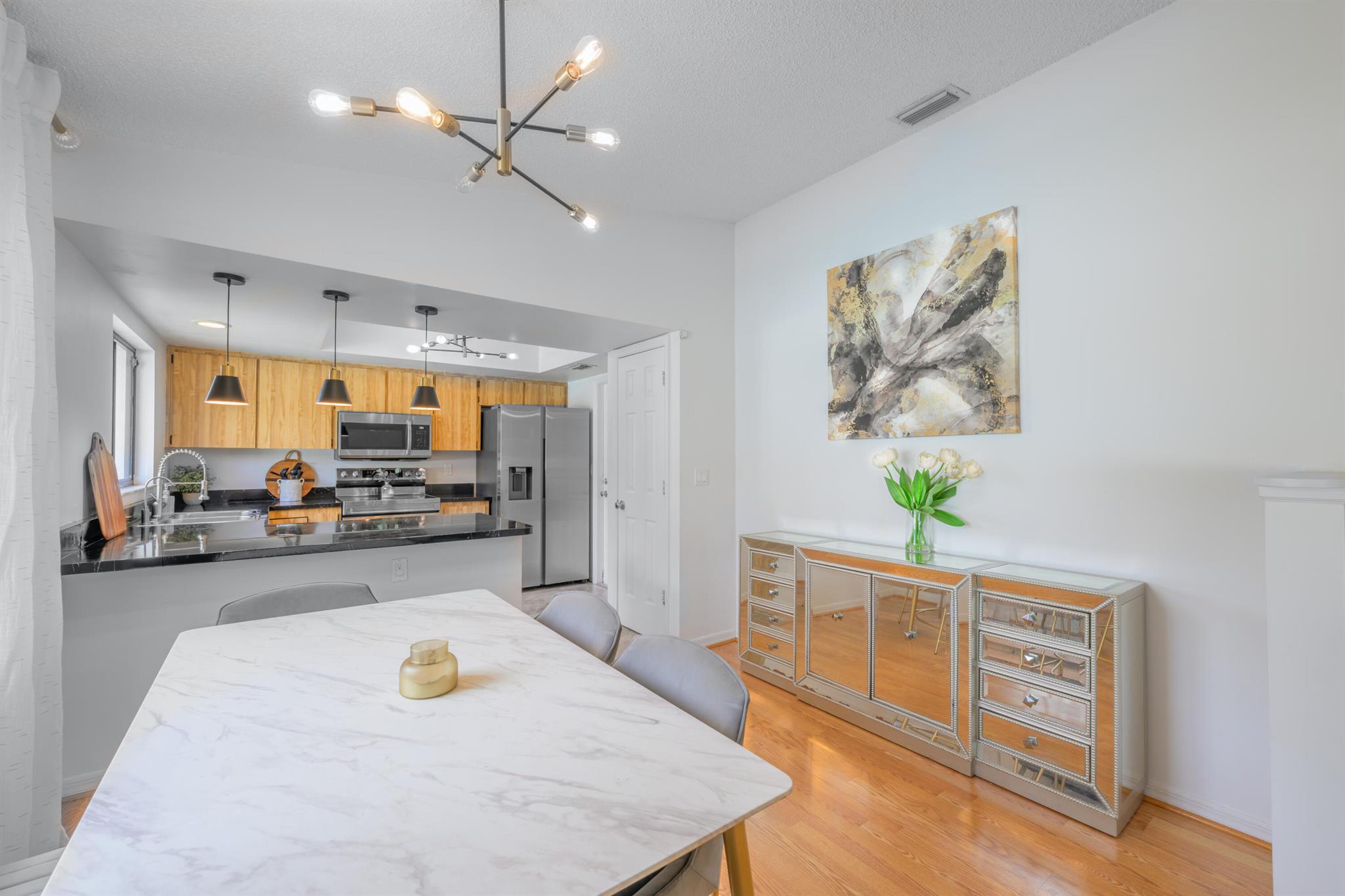 LAURELWOOD SUB UNIT 4 - Residential