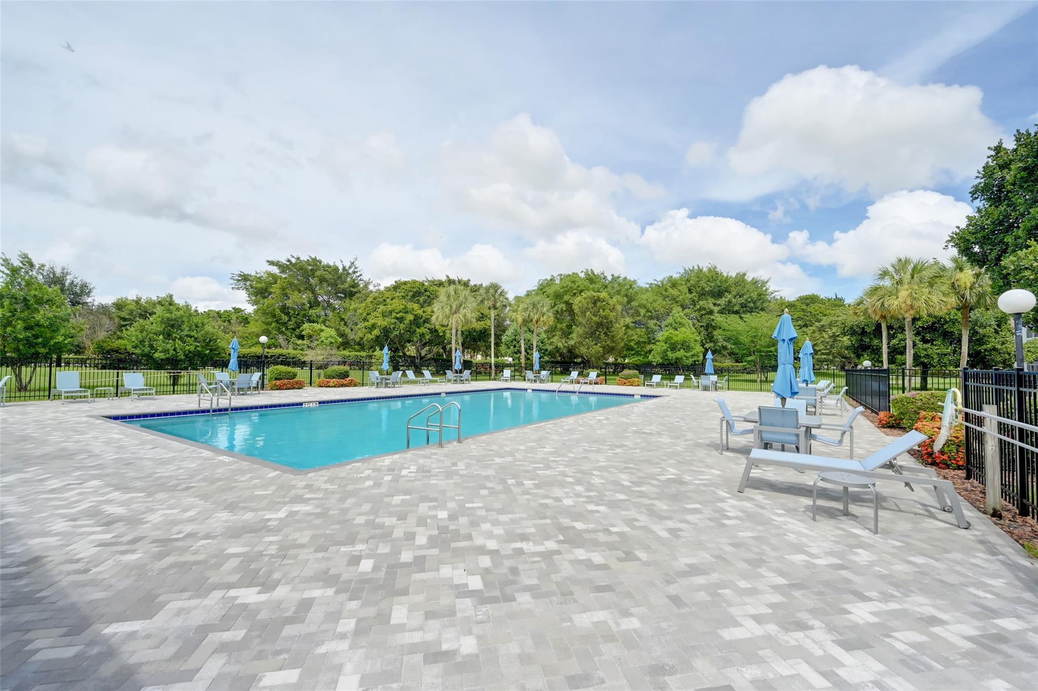 Antigua @ Wynmoor Village - Residential