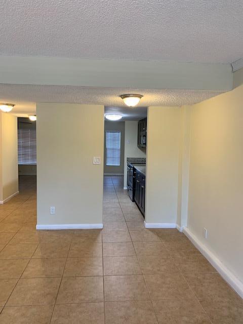 WELLEBY UNIT 6 - Residential Lease