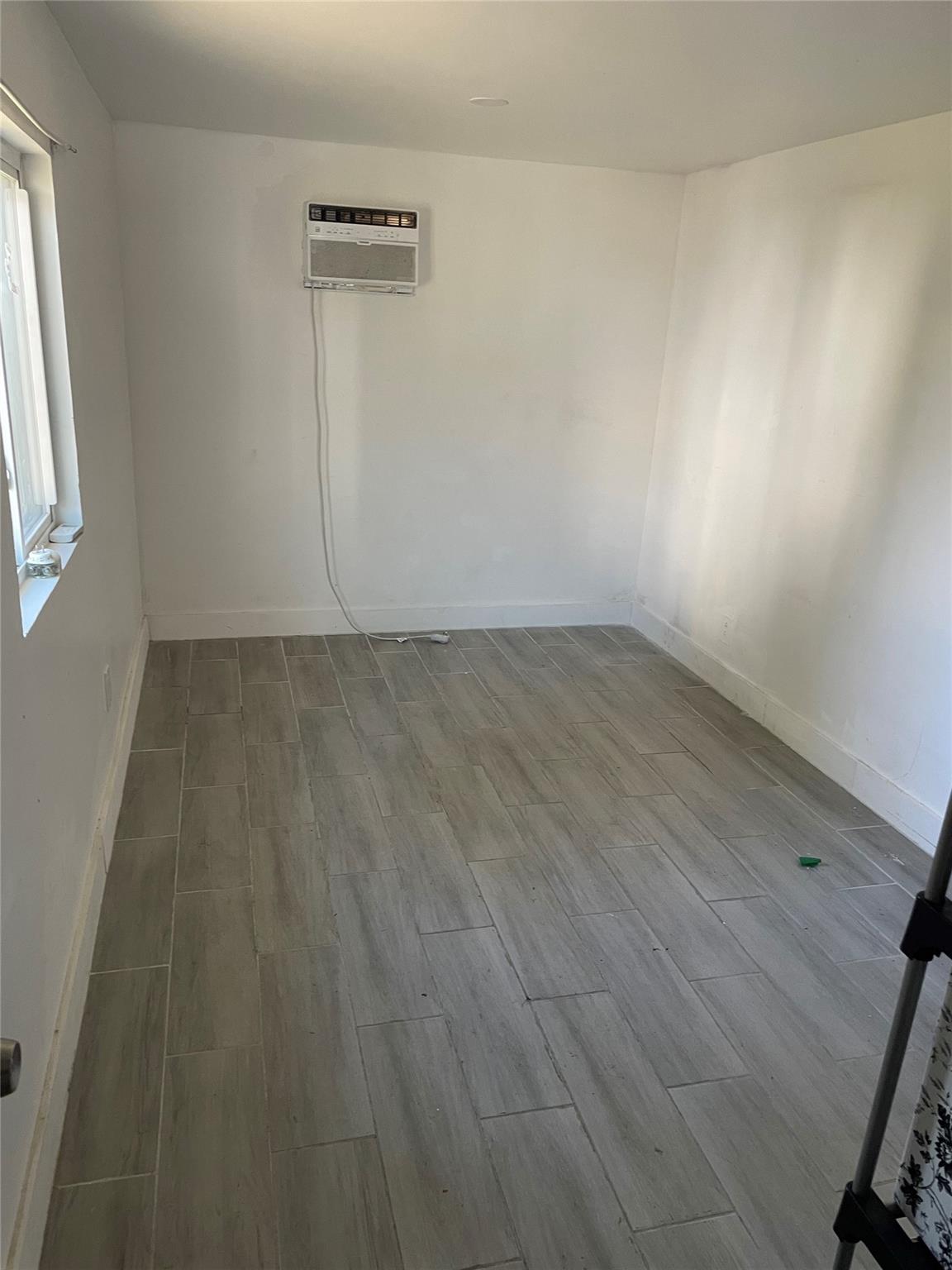 Park City Sec One 49-11 B - Residential Lease