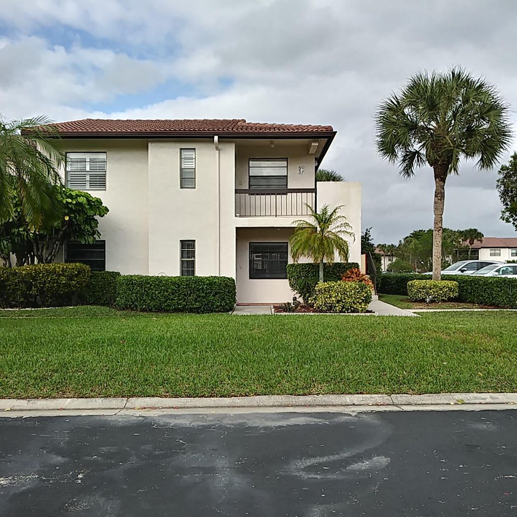 Photo of 8045 Eastlake Drive #1-g, Boca Raton, FL 33433 (MLS # B26032590)