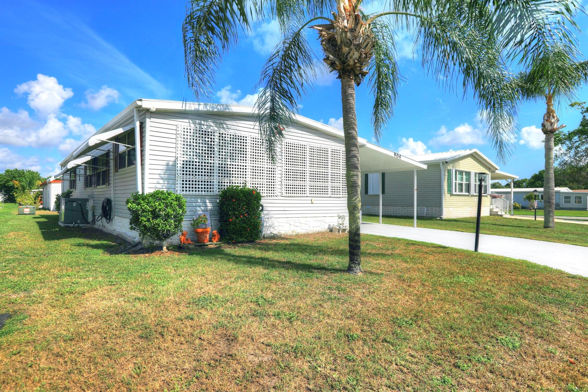 904 Thrush Circle