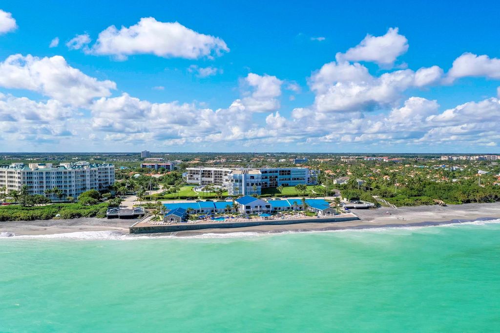 Photo of 1300 S Highway A1a #424, Jupiter, FL 33477 (MLS # R11133694)
