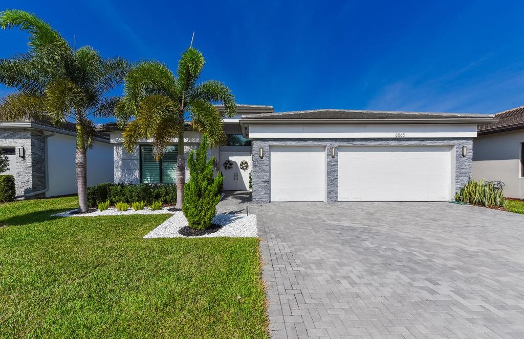 Photo of 8865 New River Falls Road, Boca Raton, FL 33496 (MLS # R10952281)