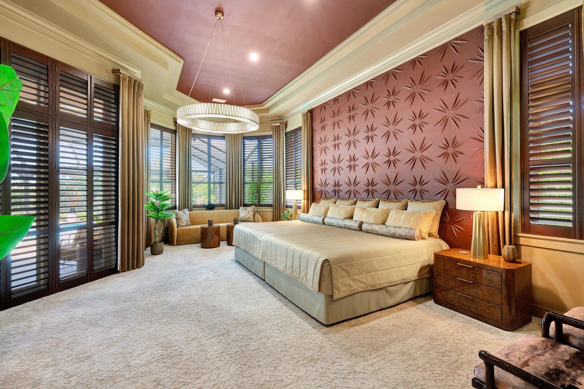 7701 SE Manhasset Place