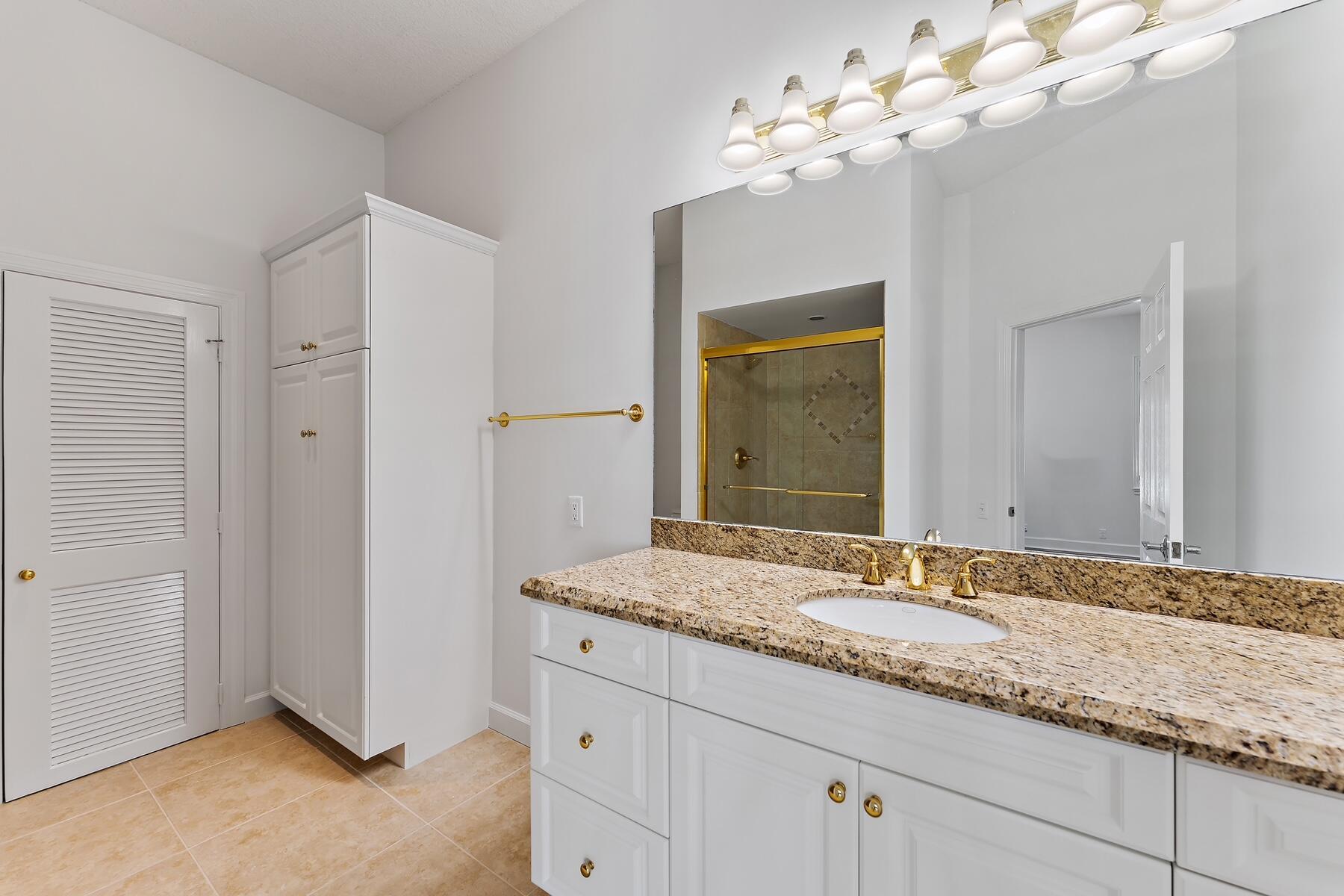 HOBE SOUND GOLF CLUB - Residential