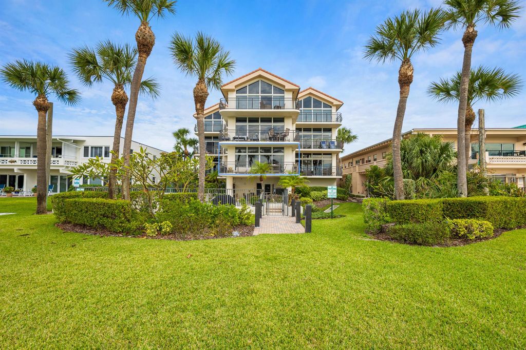Photo of 314 Inlet Way #102, Palm Beach Shores, FL 33404 (MLS # R10939317)