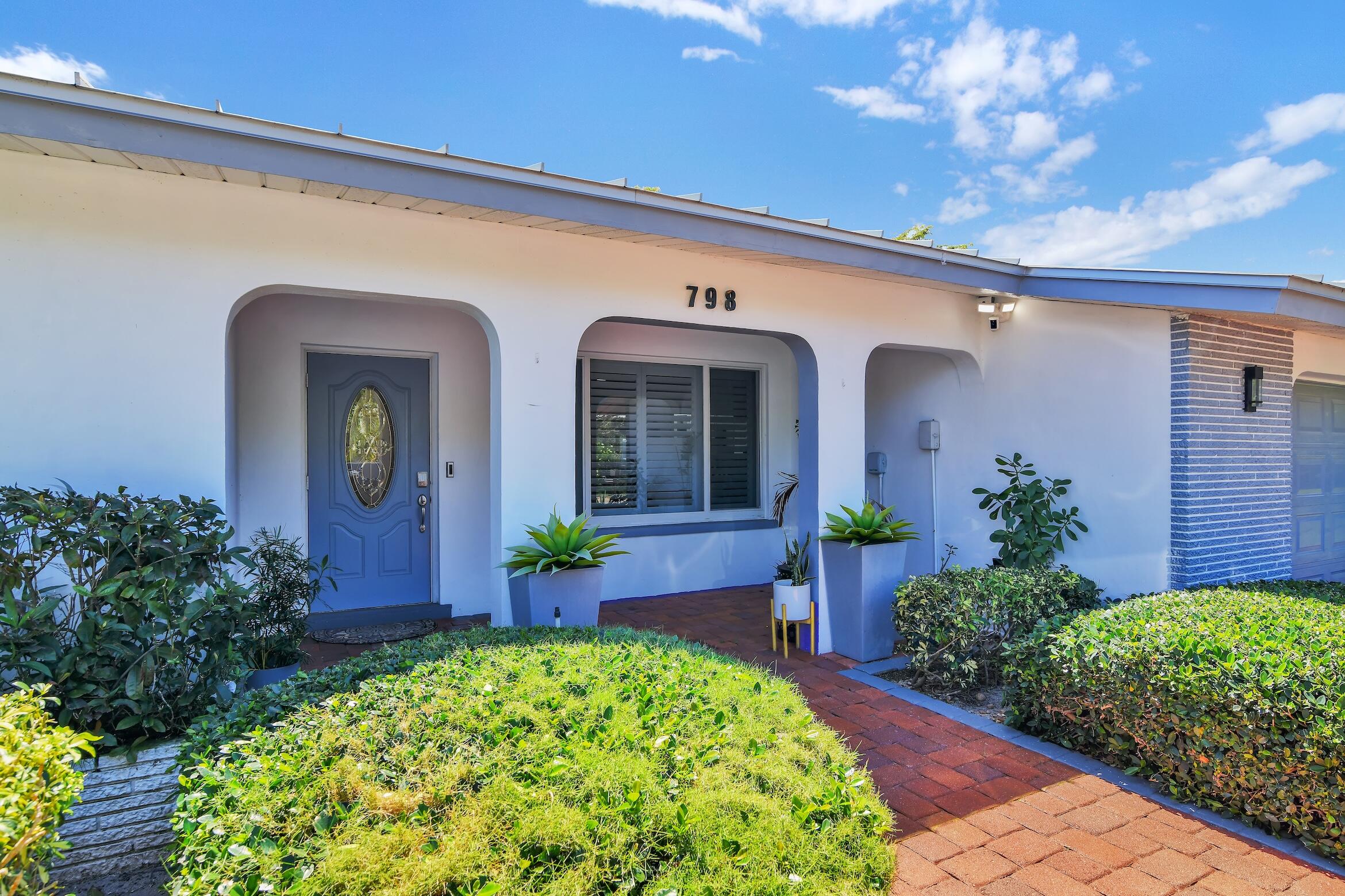 BOCA RATON RIVIERA - Residential Lease