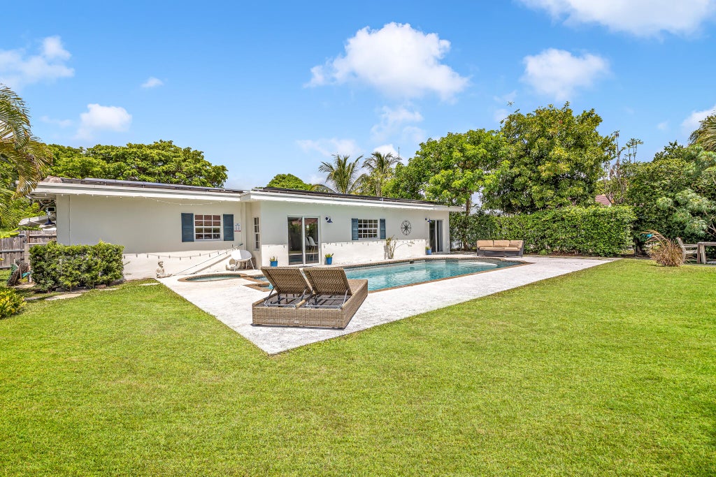 Photo of 3830 NE 22nd Terrace, Lighthouse Point, FL 33064 (MLS # B26051661)