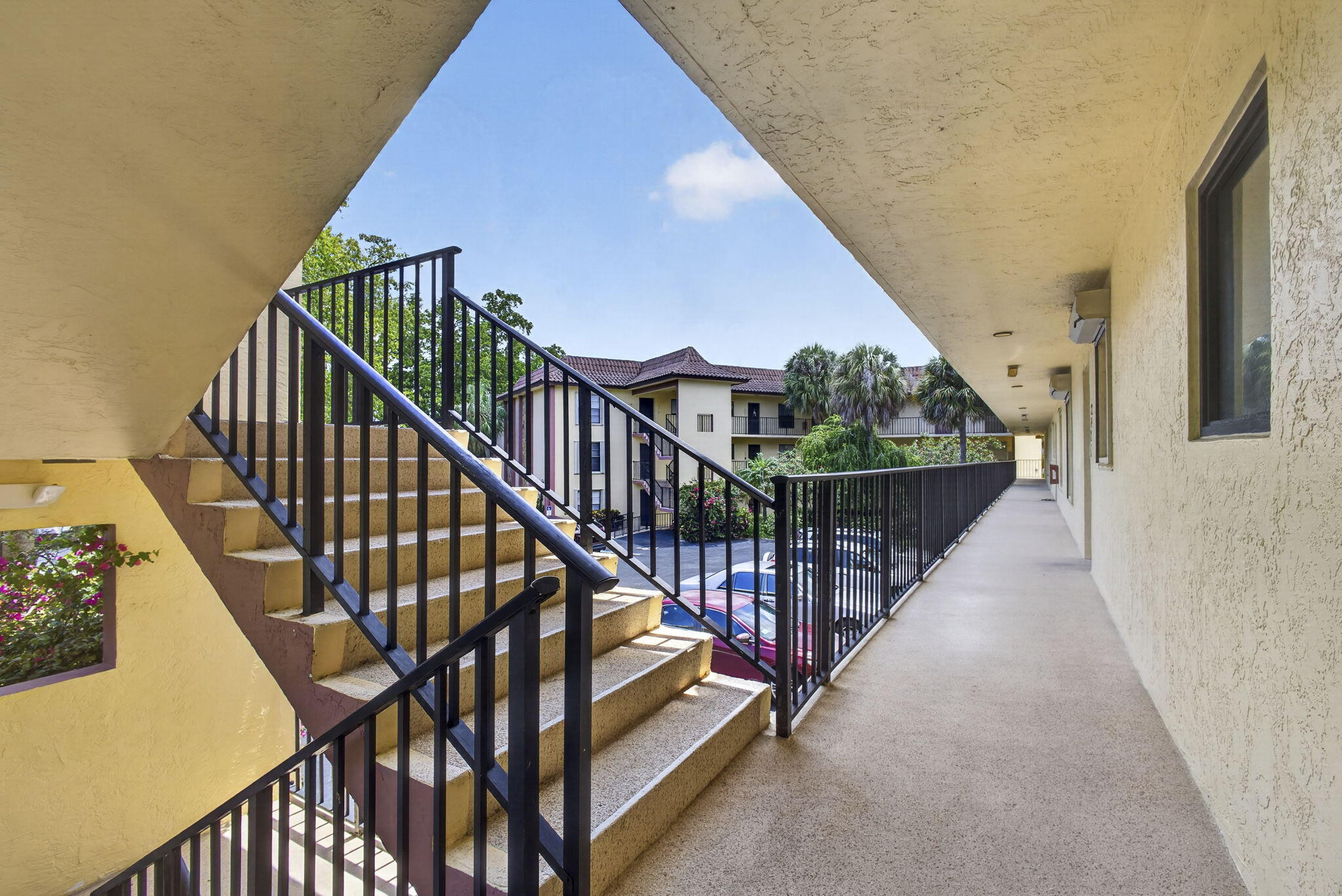 SOUTHWIND CIRCLE CONDO - Residential