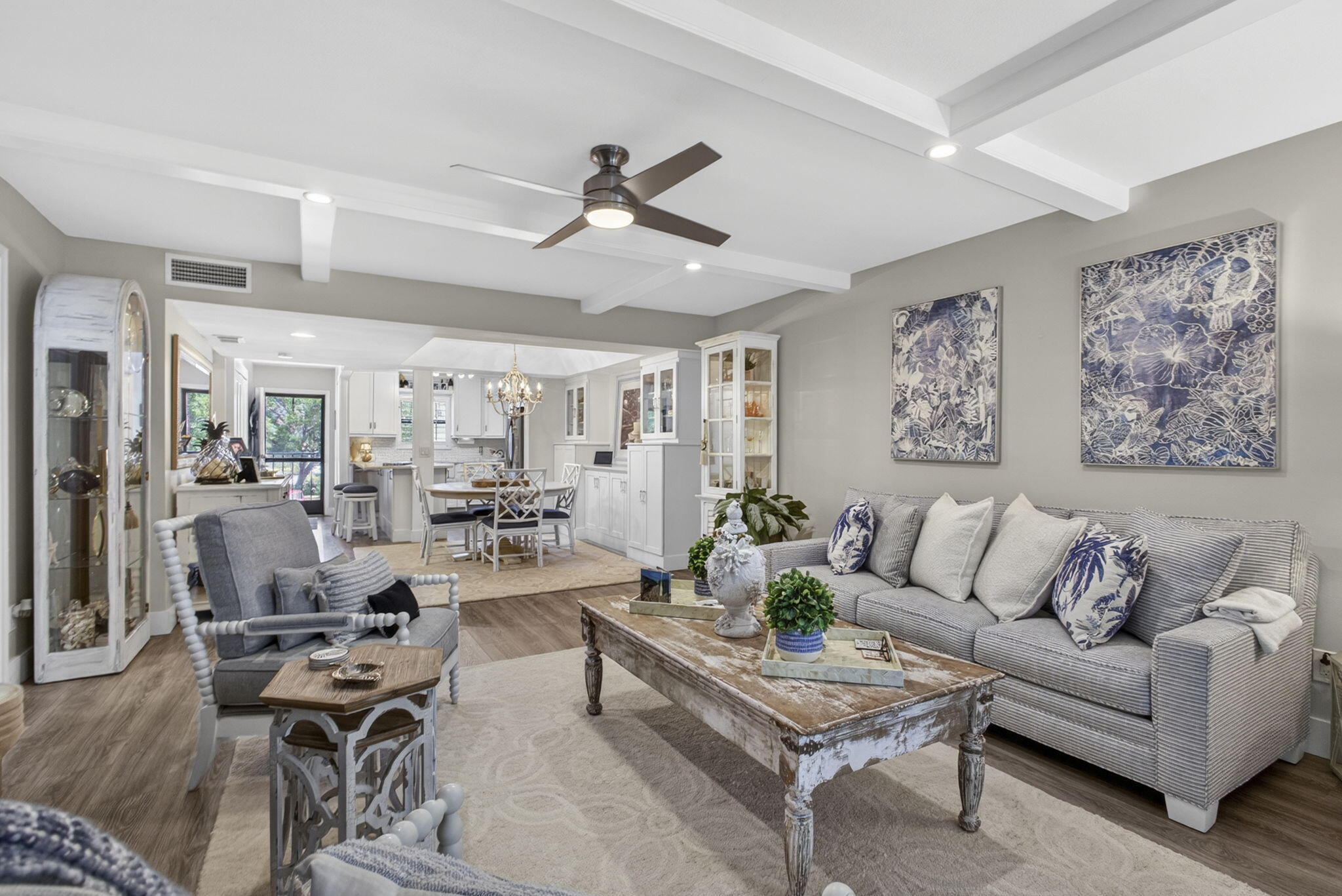 SOUTHWIND CIRCLE CONDO - Residential