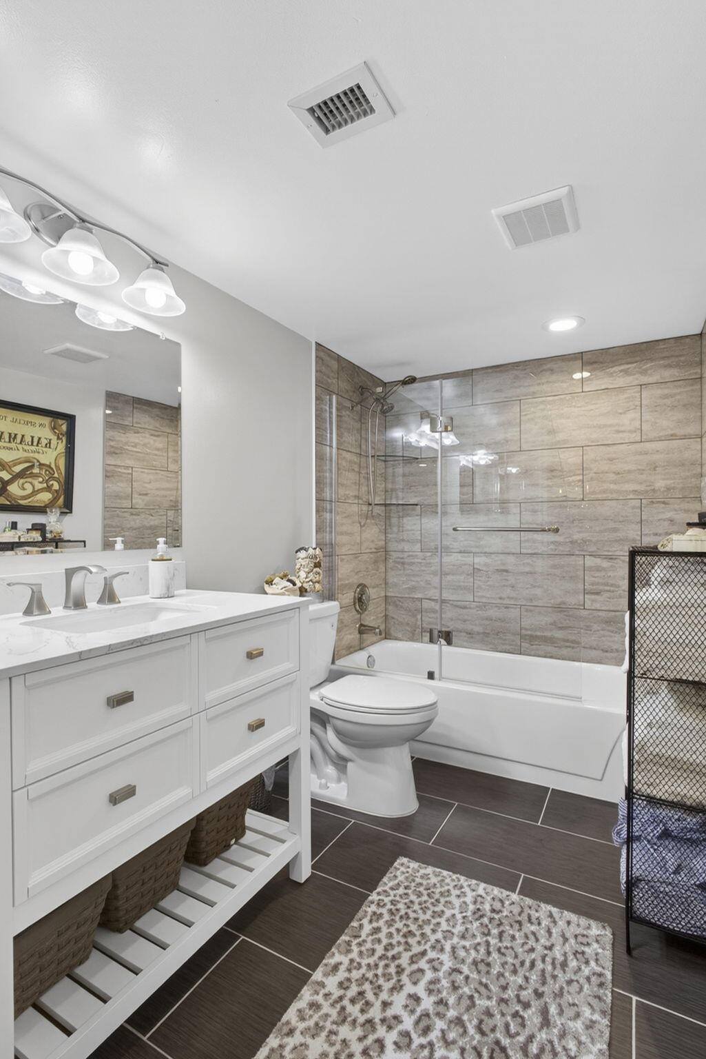 SOUTHWIND CIRCLE CONDO - Residential