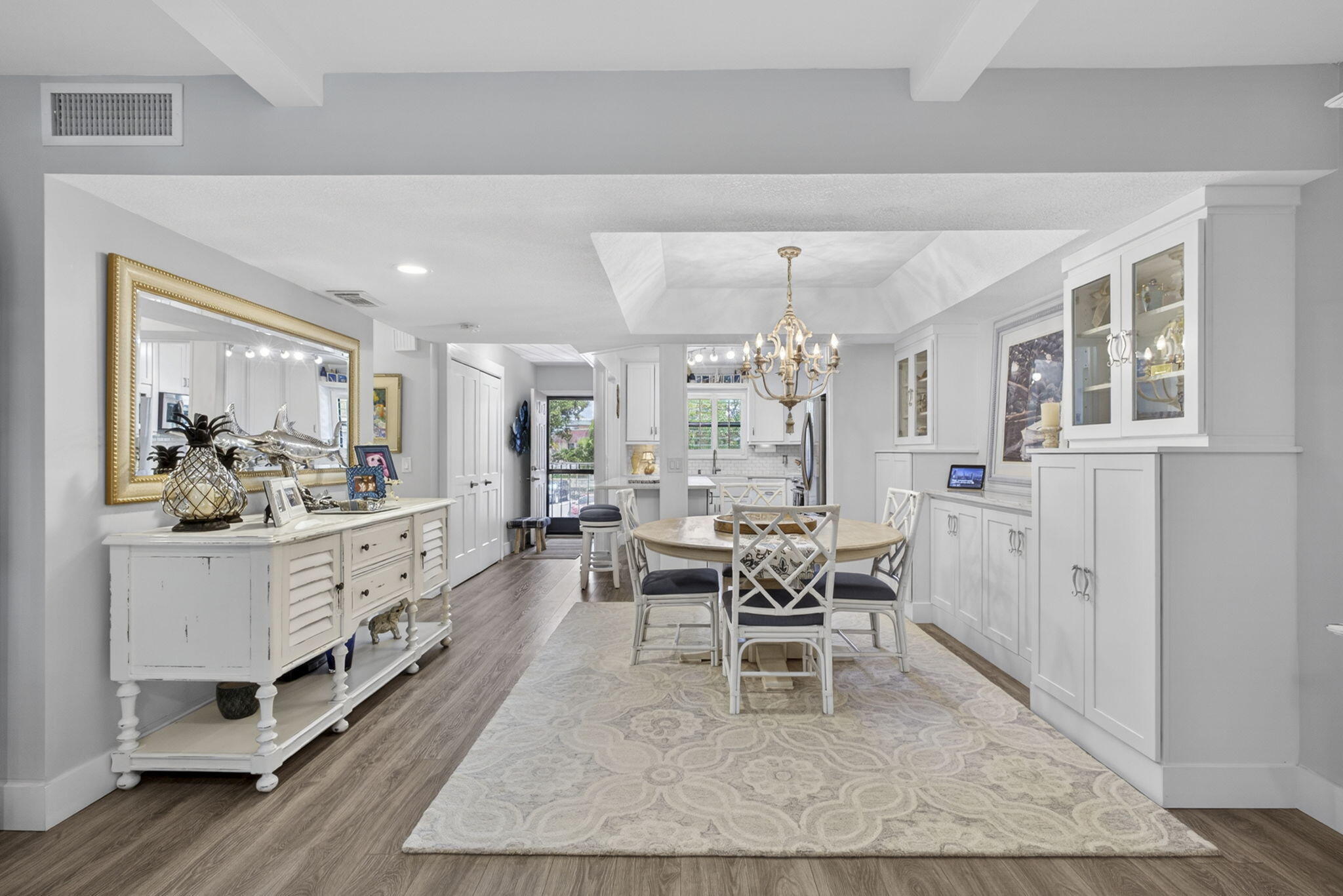 SOUTHWIND CIRCLE CONDO - Residential