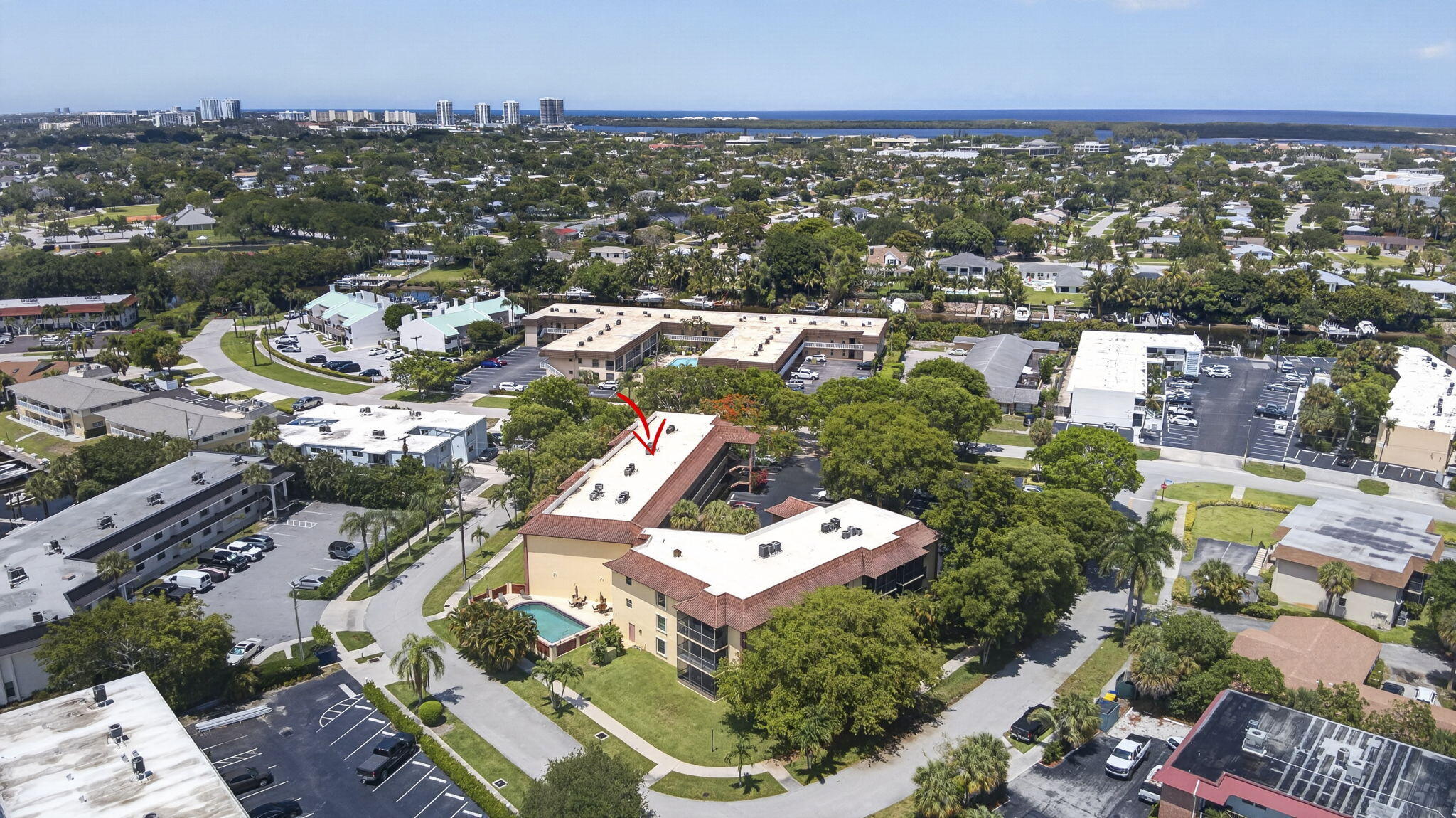 SOUTHWIND CIRCLE CONDO - Residential
