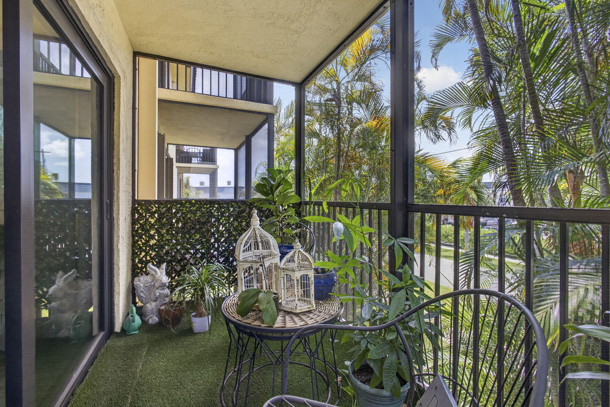 SOUTHWIND CIRCLE CONDO - Residential